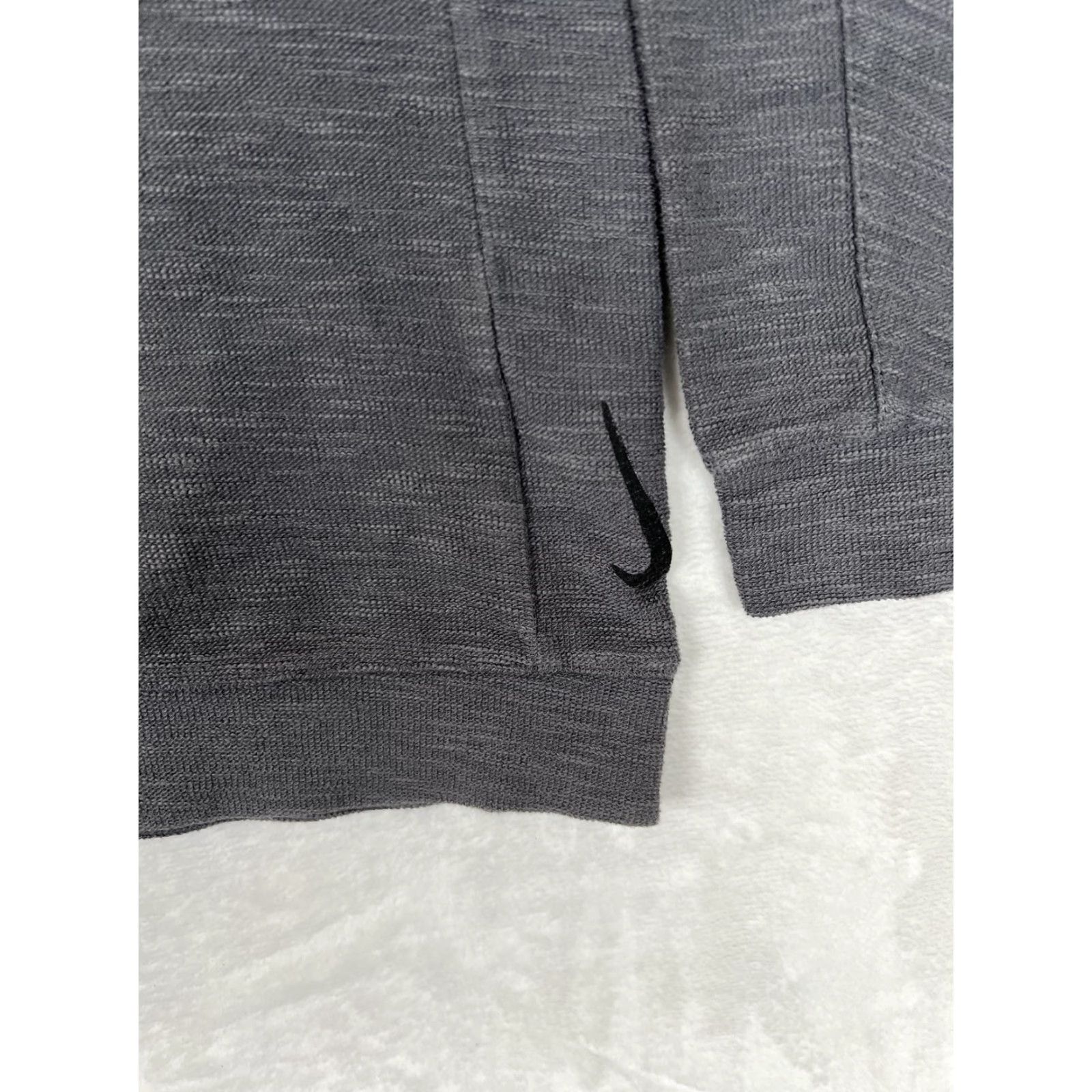 Nike VINTAGE Nike Sweatshirt Mens XL Gray Standard Fit Pullover Swoosh Logo Light Size US XL / EU 56 / 4 - 2 Thumbnail