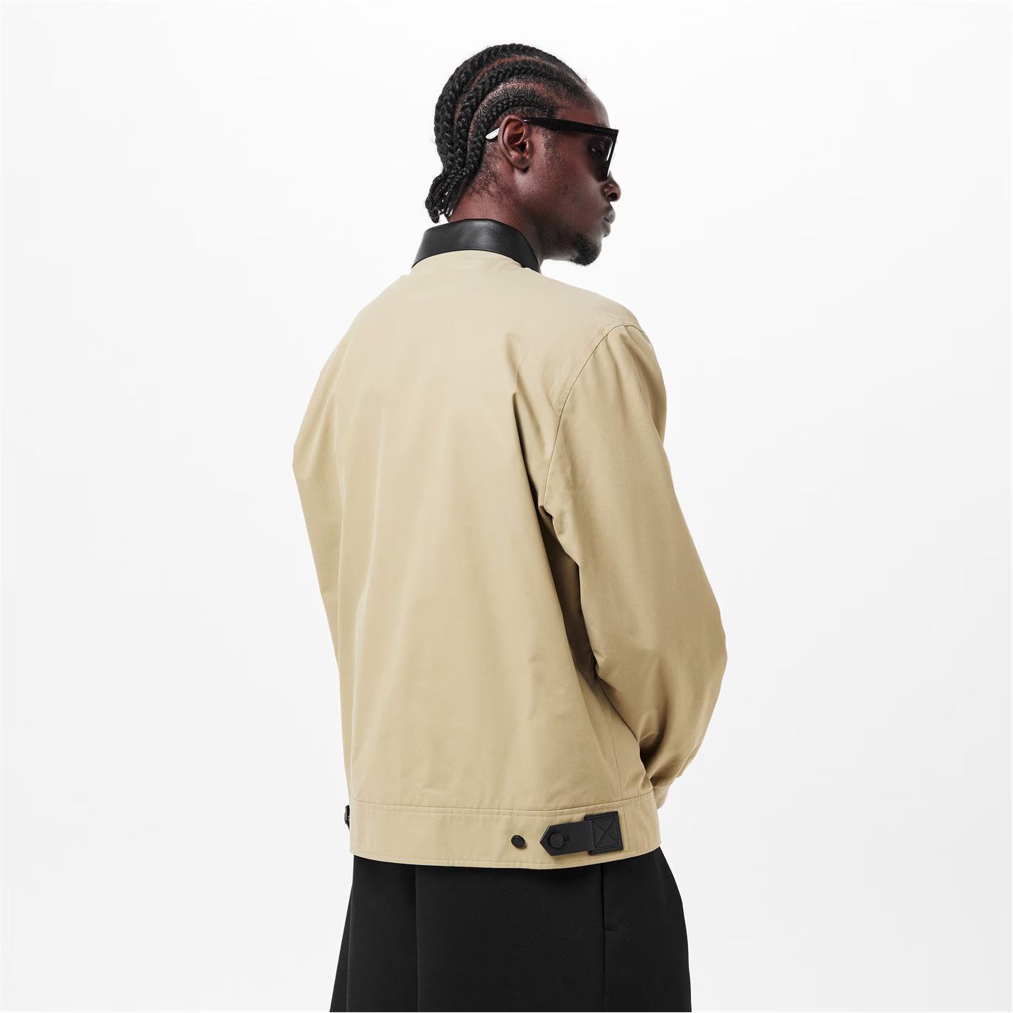 Givenchy o1g2r1mq0426 Coach Jacket in Beige Size US S / EU 44-46 / 1 - 4 Thumbnail