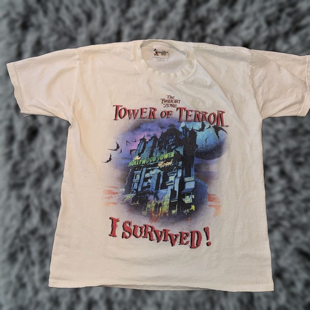 Disney VINTAGE Disney T-Shirt I Survived Tower of Terror White Crew Neck Short Sleeve (M) Mens Size US M / EU 48-50 / 2 - 1 Thumbnail
