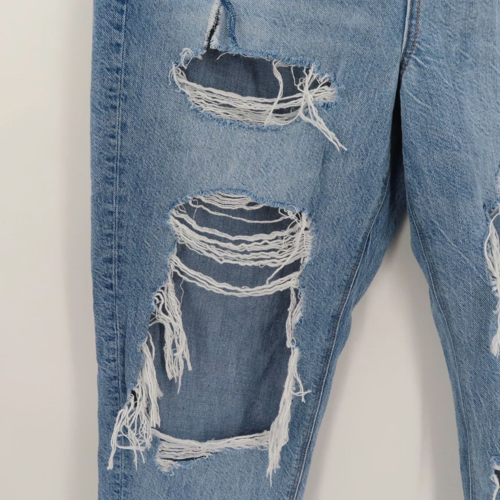 American Eagle Outfitters VINTAGE American Eagle Outfitters Women Jeans Mom High Rise Distressed 90s Blue 10 Women Size 32" / US 10 / IT 46 - 4 Thumbnail