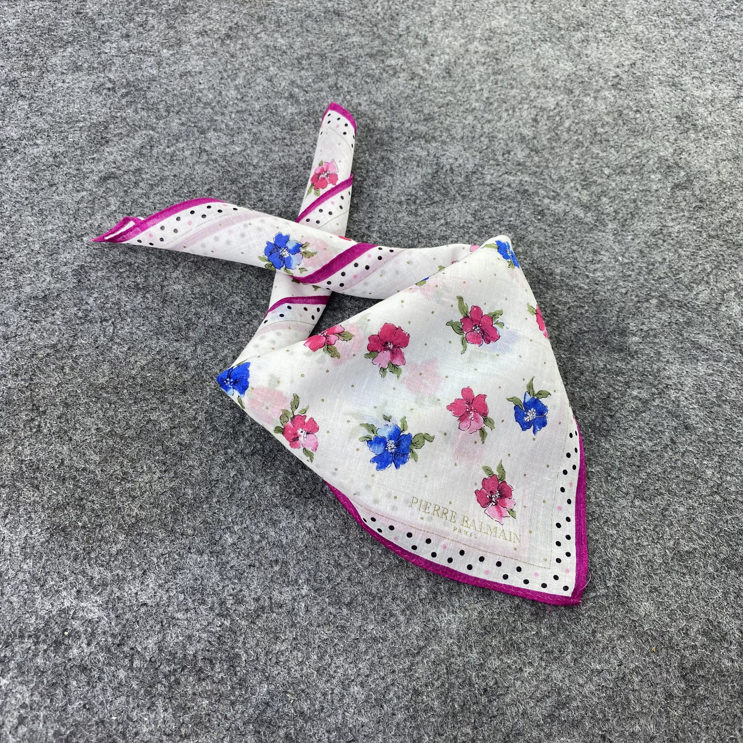 Pierre Balmain Pierre Balmain Handkerchief / Bandana / Neckerchief-B1121 Size ONE SIZE - 1 Thumbnail