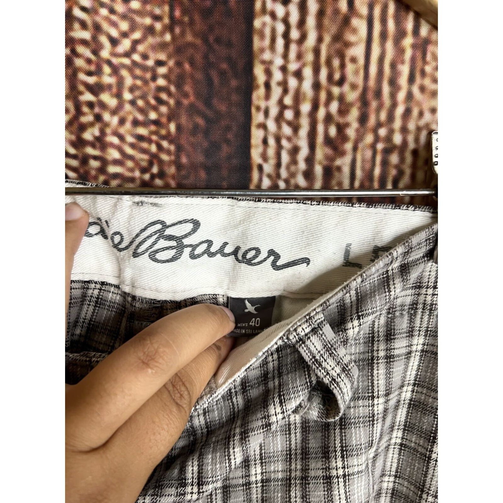 Eddie Bauer VINTAGE Eddie Bauer Men's Bermuda Shorts Plaid Gray Madras 90s Preppy FAll Spring Summer Casual Regular 40 Gray Cotton Zip Front Slash Pocket | Mens Size US 40 / EU 56 - 2 Thumbnail