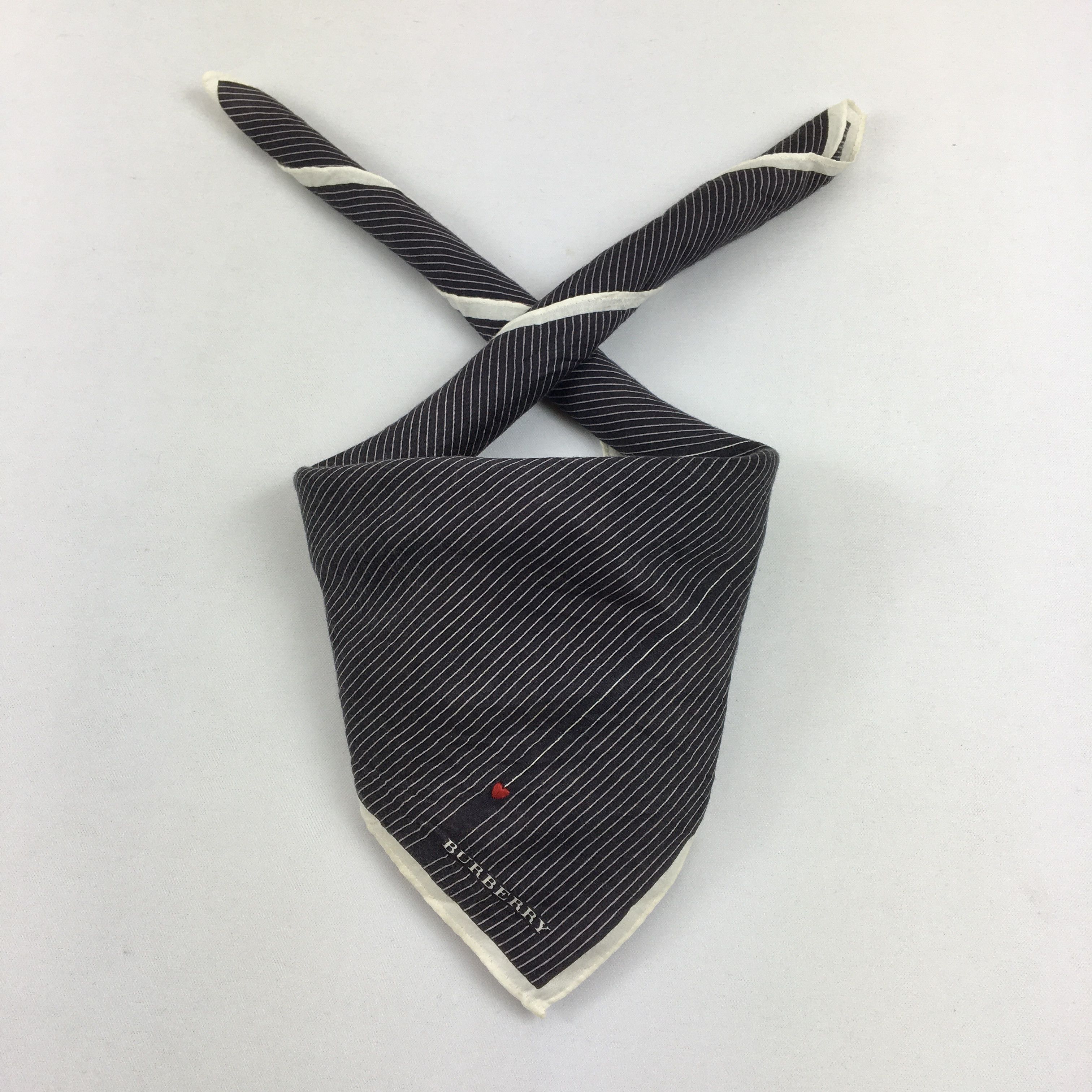 Burberry Burberry Handkerchief Neckerchief 56789 Size ONE SIZE - 1 Thumbnail