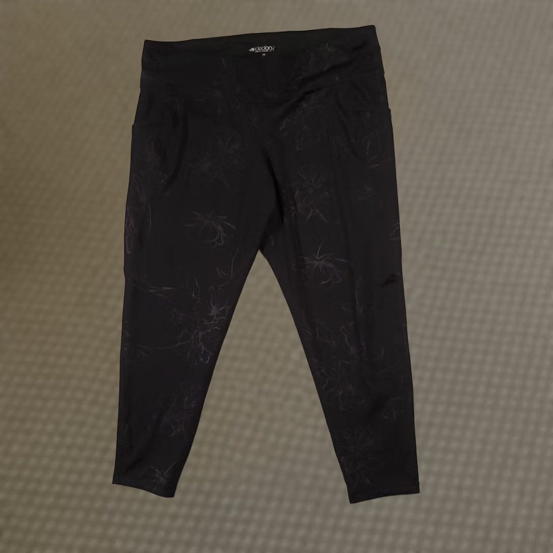 Vintage Ideology Leggings Womens 2X Black Floral Pockets High Rise Athletic Yoga Pants Size 40" / US 18 - 1 Thumbnail