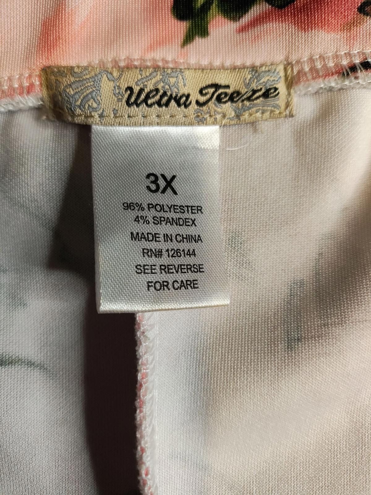 Other Ultra Teeze Floral Print Women's Mini Skirt Size 42" / US 20 - 5 Thumbnail