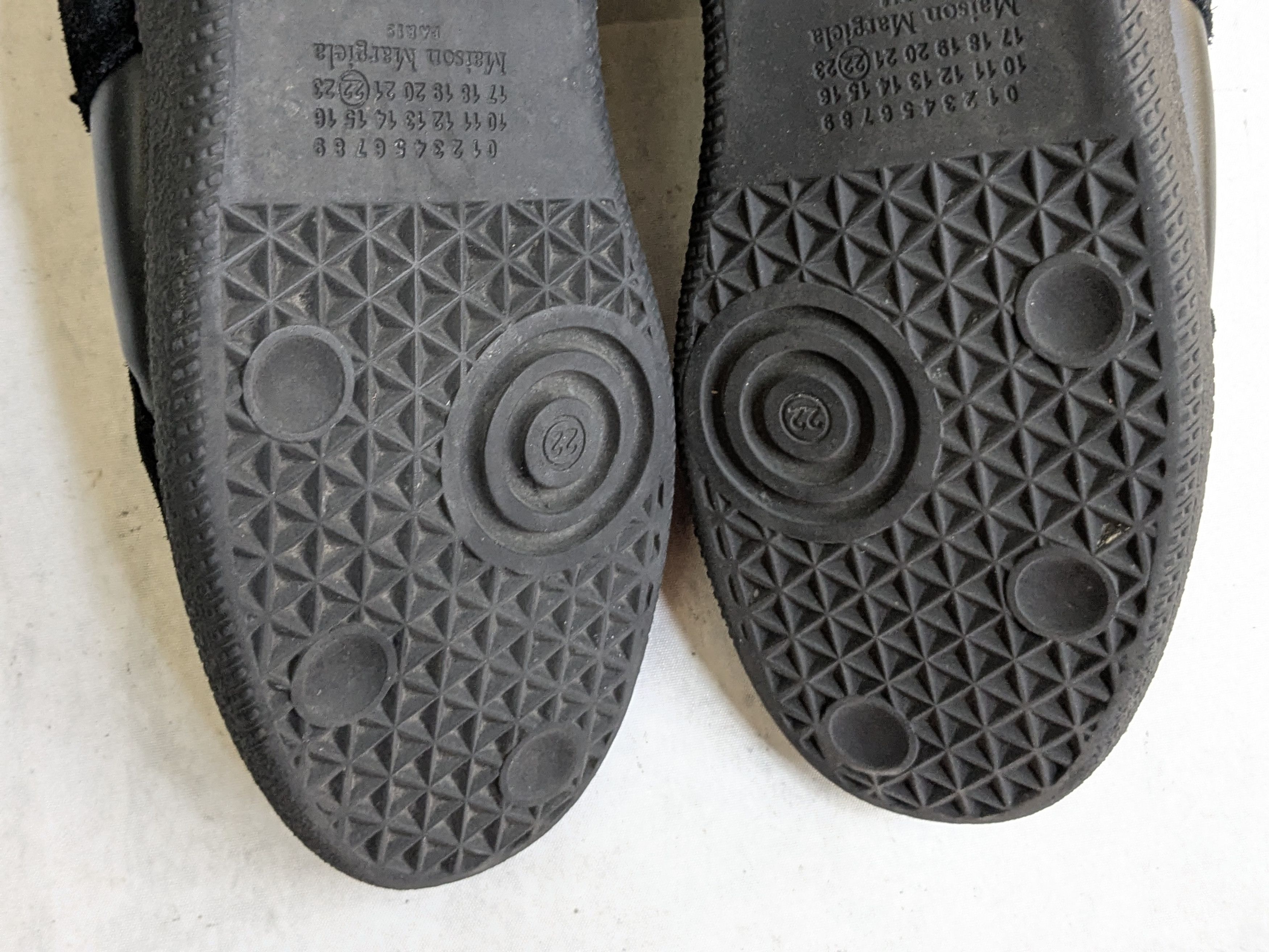 Maison Margiela Maison Margiela GAT Replica Black 12 45 Low Tops Size US 12 / EU 45 - 20 Thumbnail