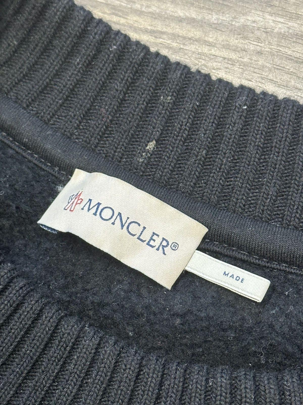 Moncler × Off-White Off-White x Moncler Crewneck Size US M / EU 48-50 / 2 - 3 Thumbnail