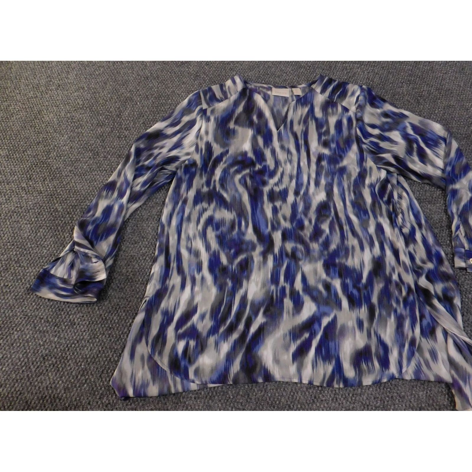 Vintage Chico's Tunic Blouse Long Sleeve Blue Gray Abstract V-Neck 2 Womens Shirt Casual Blouse Size XS / US 0-2 / IT 36-38 - 3 Thumbnail