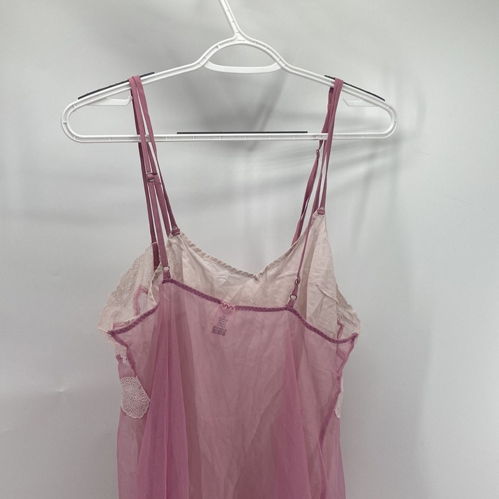 Victoria's Secret Victoria’s Secret laced pink adjustable straps lined nighty Size ONE SIZE - 8 Thumbnail