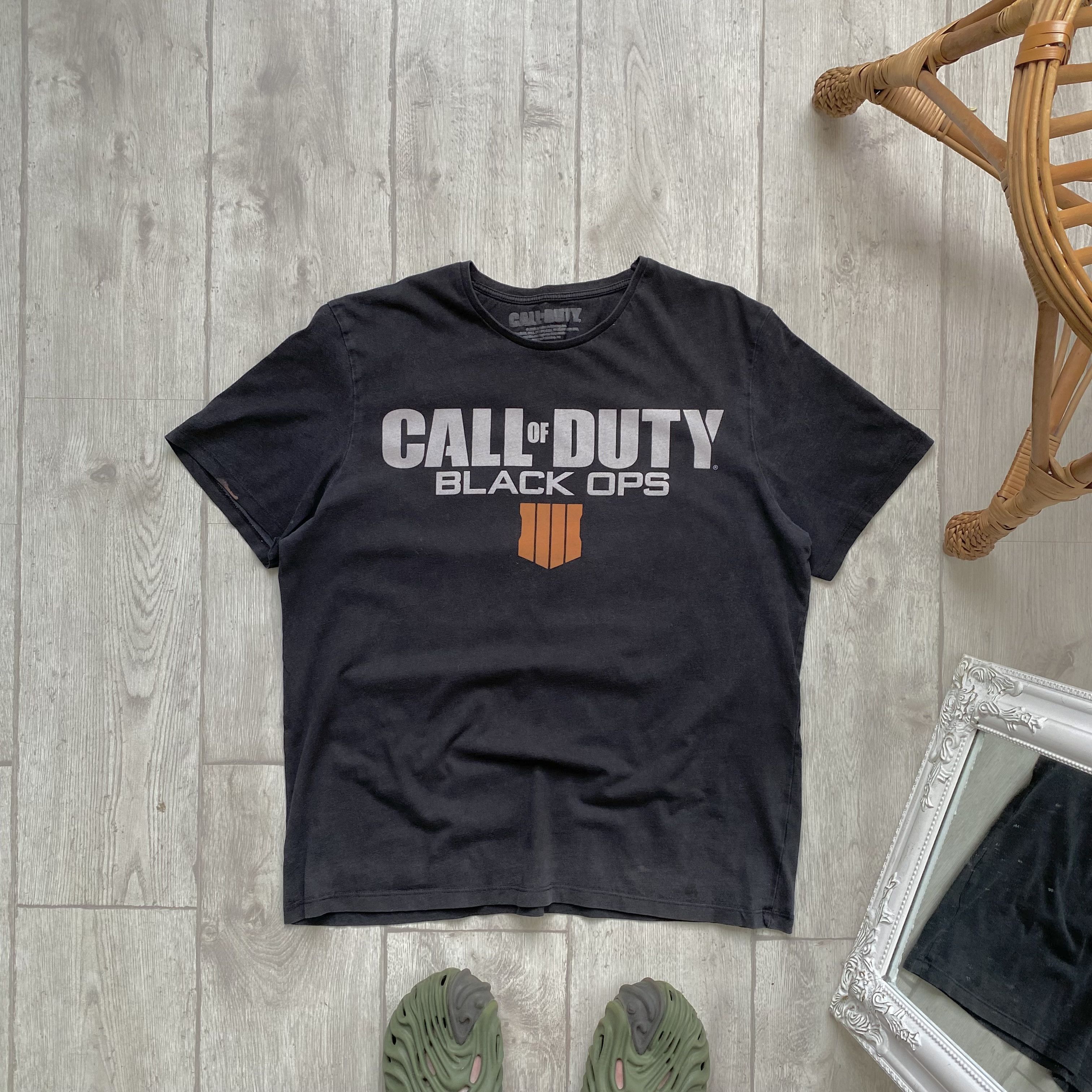 Playstation 🎮 Vintage 00s Faded Call of Duty BLACK OPS Tee Size US M / EU 48-50 / 2 - 1 Thumbnail