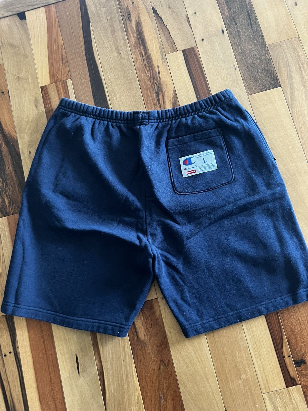 Champion × Supreme Navy Blue Shorts Size US 34 / EU 50 - 2 Thumbnail