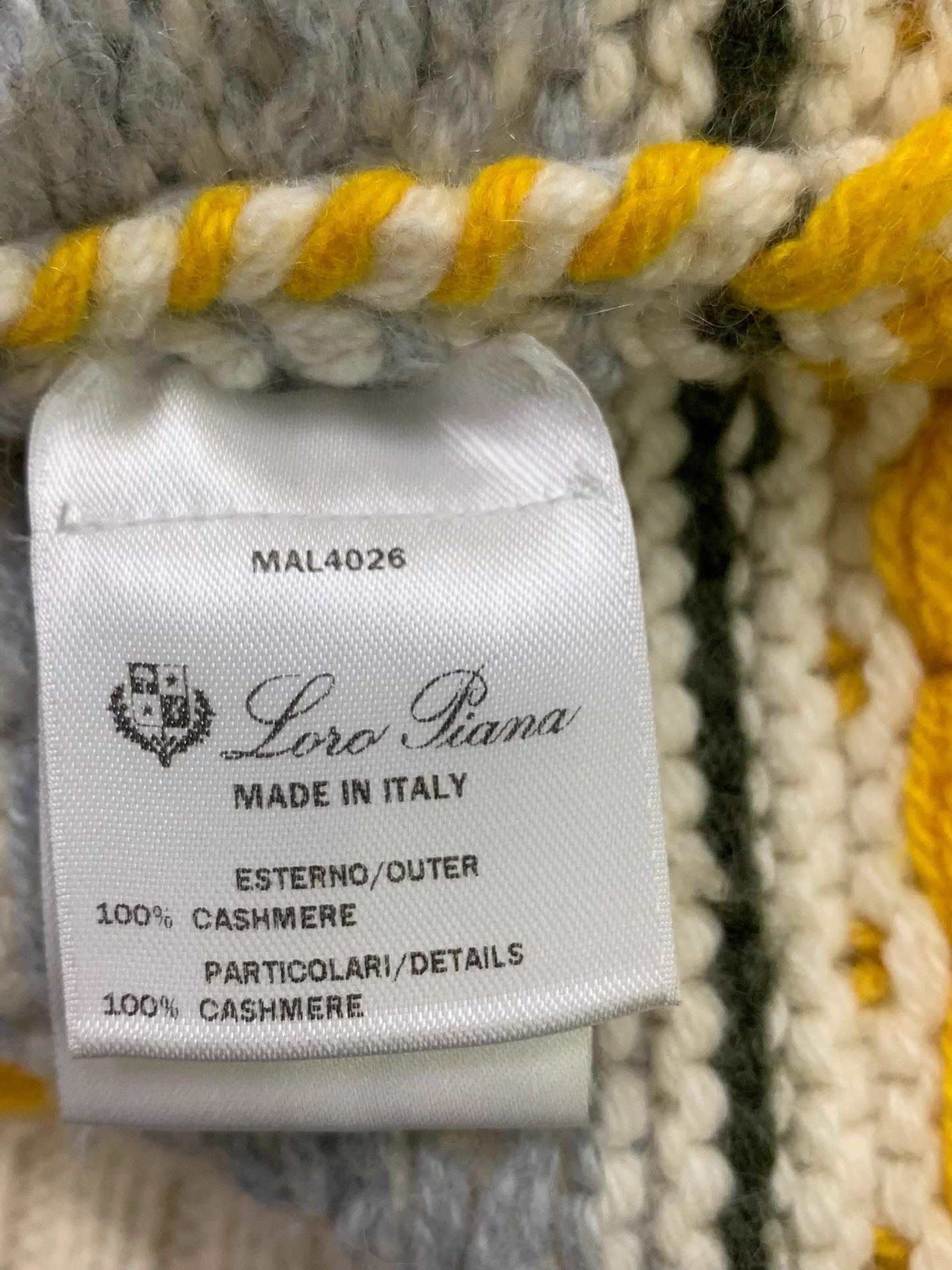 Loro Piana Loro Piana Holiday Color Print Cashmere Sweater IT42 Size US XS / EU 42 / 0 - 5 Thumbnail