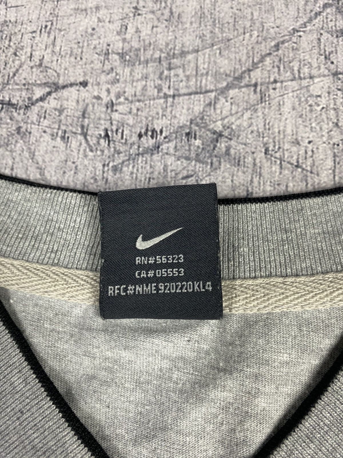 Nike × Vintage Vintage Nike Dril Y2K Center Logo Tee T Shirt Size US M / EU 48-50 / 2 - 8 Thumbnail