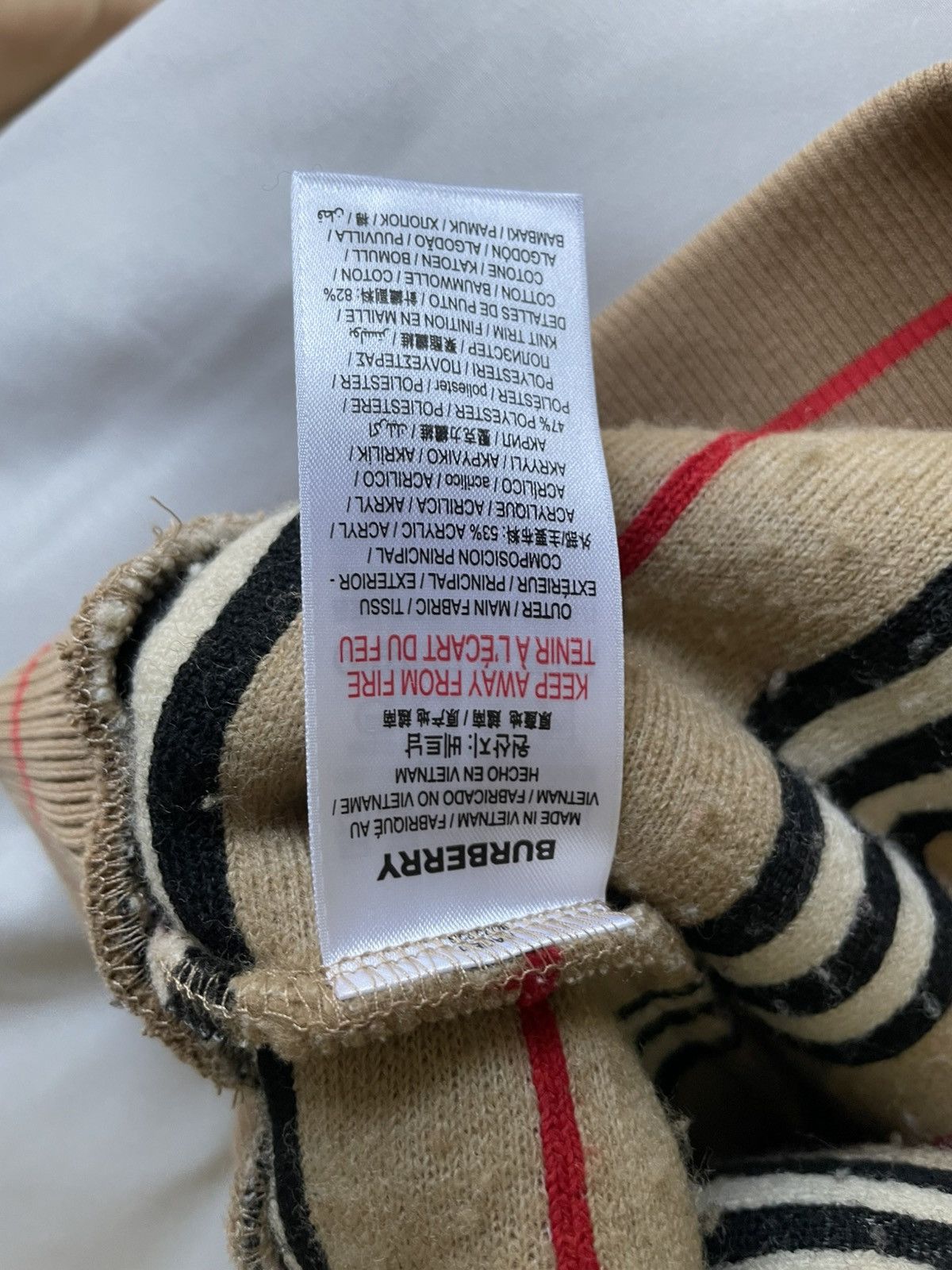 Burberry Burberry striped fleece set. Sweater/shorts Size US M / EU 48-50 / 2 - 9 Thumbnail