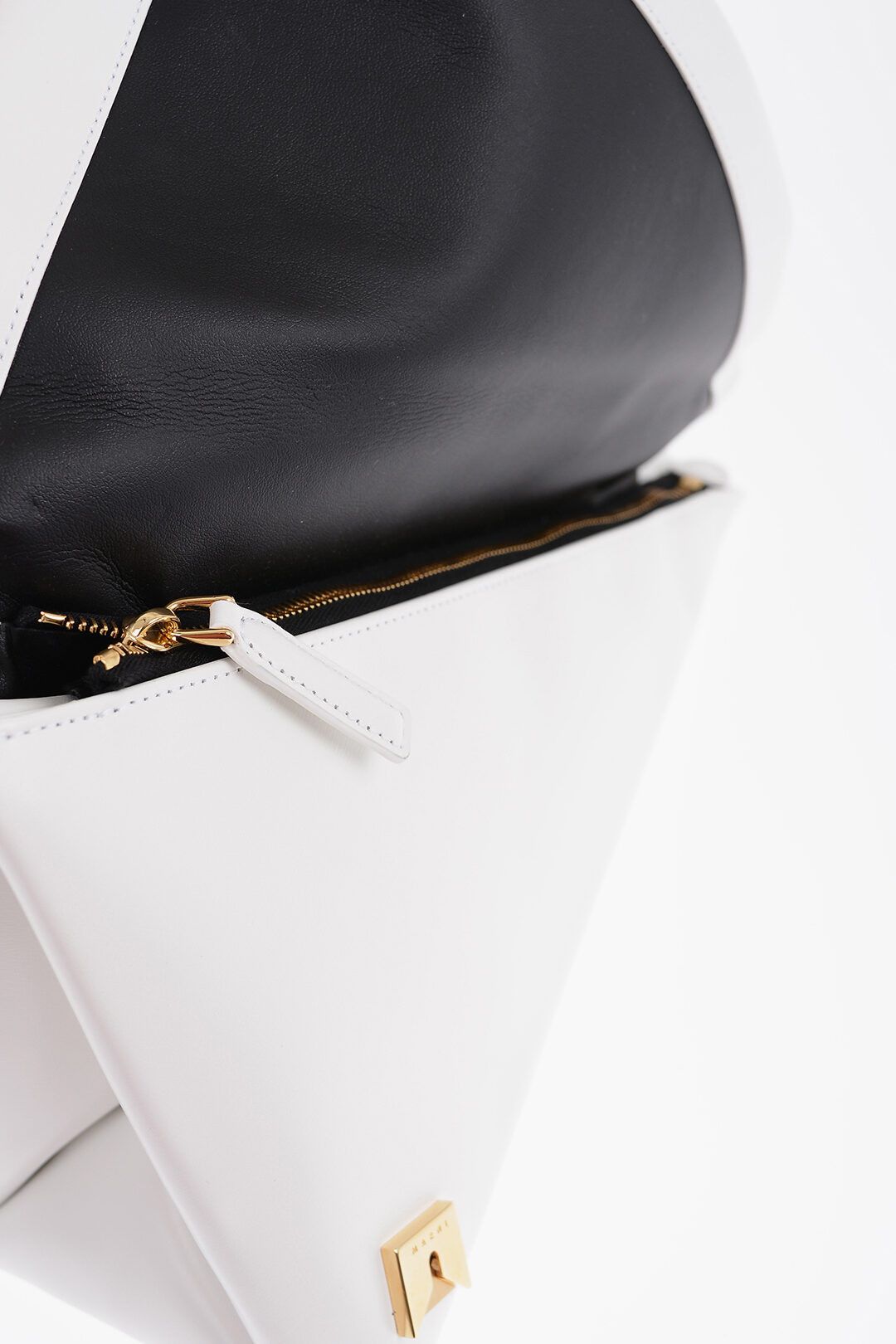 Marni o1f1d3z0525 Size: OS / Prisma Leather Triangle Bag in White Size ONE SIZE - 4 Thumbnail