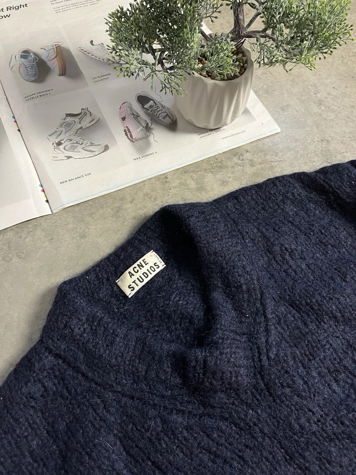 Acne Studios Acne Studios Mohair Sweater Navy Essie Paw13 Size XS / US 0-2 / IT 36-38 - 4 Thumbnail