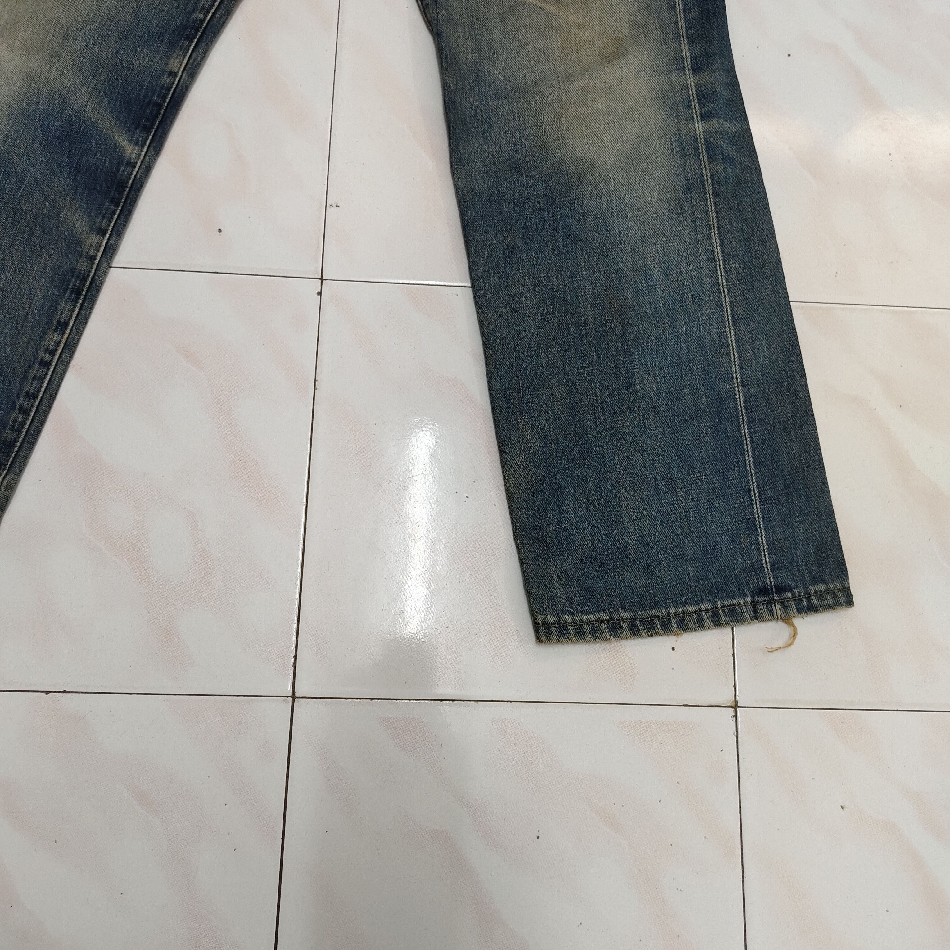 Levi's Vintage Levi's 504Z BigE Redline Selvedge Distressed Jean Size US 30 / EU 46 - 4 Thumbnail