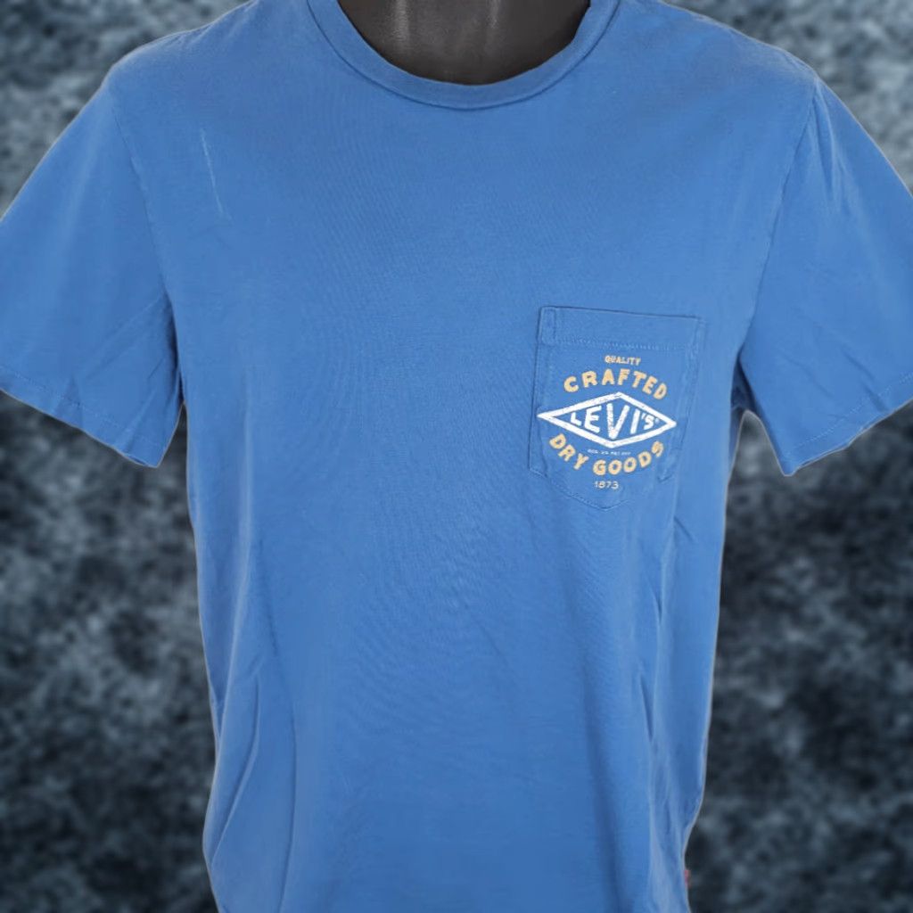 Levi's VINTAGE Levis T Shirt Mens Size Medium Blue Levi Strauss And Company Pocket Tee Size US M / EU 48-50 / 2 - 1 Thumbnail