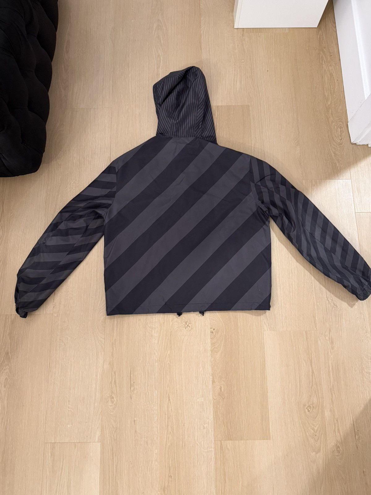 Fendi Fendi Reversible Windbreaker/Jacket Size M Size US M / EU 48-50 / 2 - 8 Thumbnail