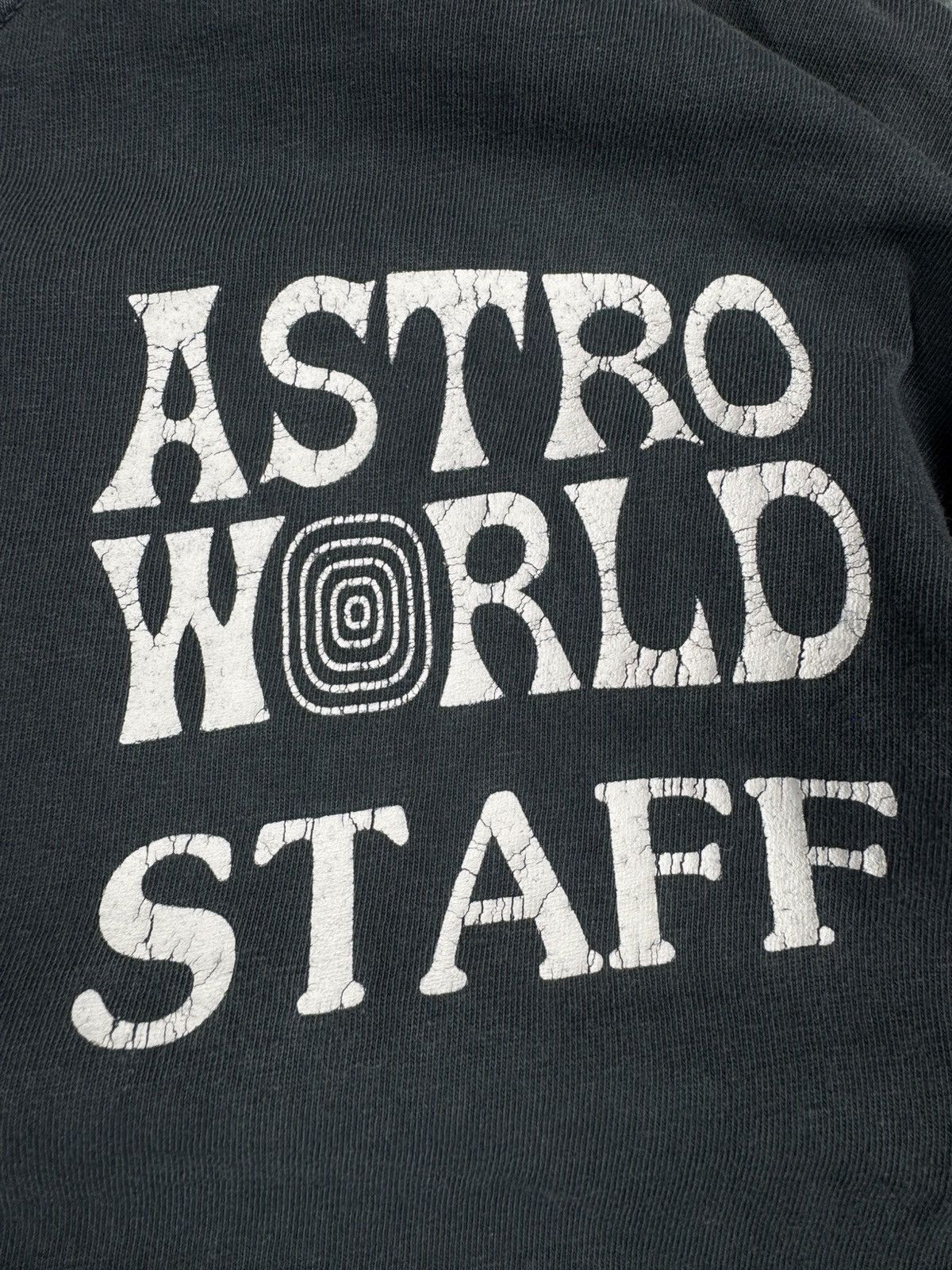 Travis Scott Rare Travis Scott Astroworld staff tee faded washed hype Size US M / EU 48-50 / 2 - 10 Thumbnail