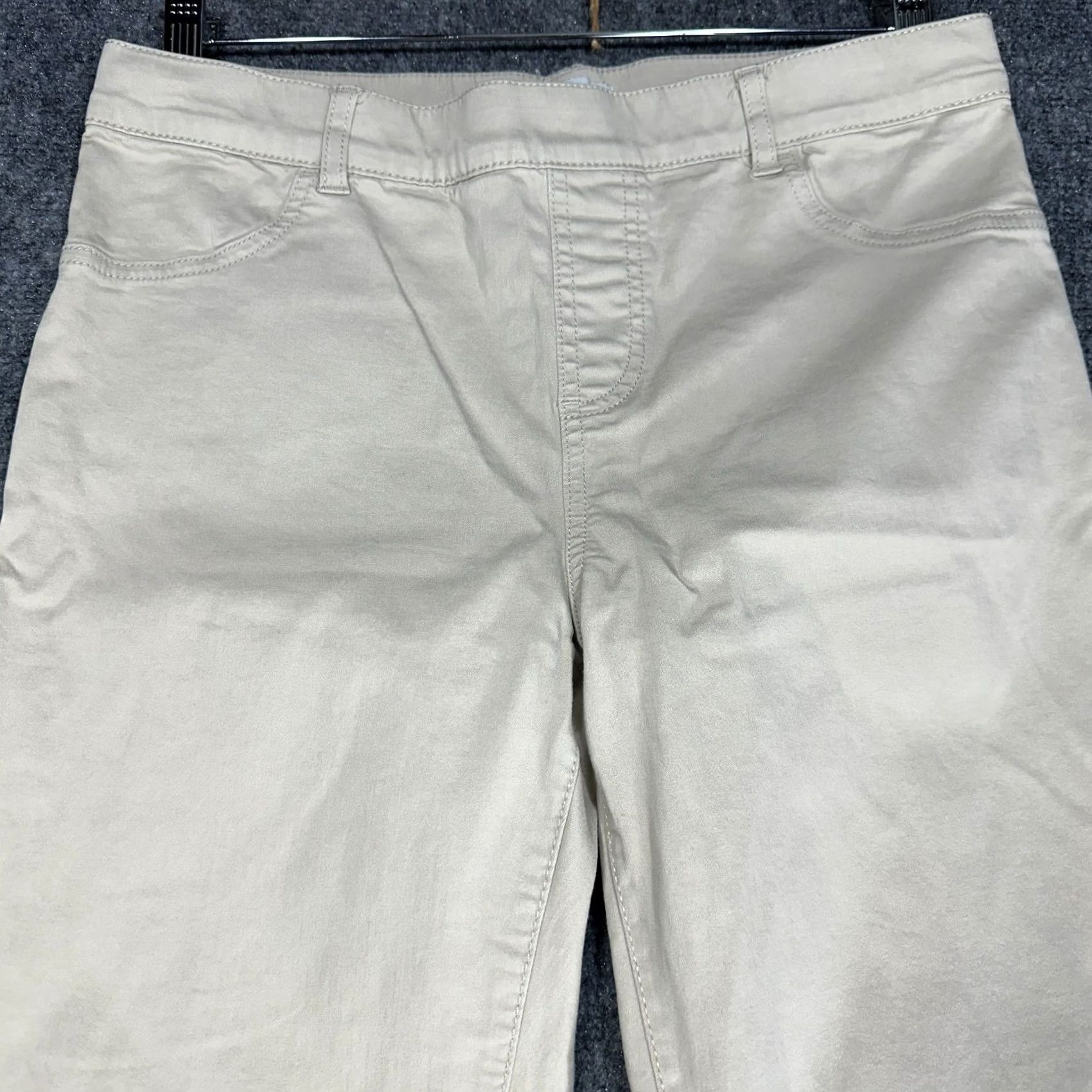 Orvis Orvis Pants Womens 8 Pull On Chino Beige Cotton Blend Stretch Tapered Inseam 27 Pockets Back Pockets Size 30" / US 8 / IT 44 - 3 Thumbnail