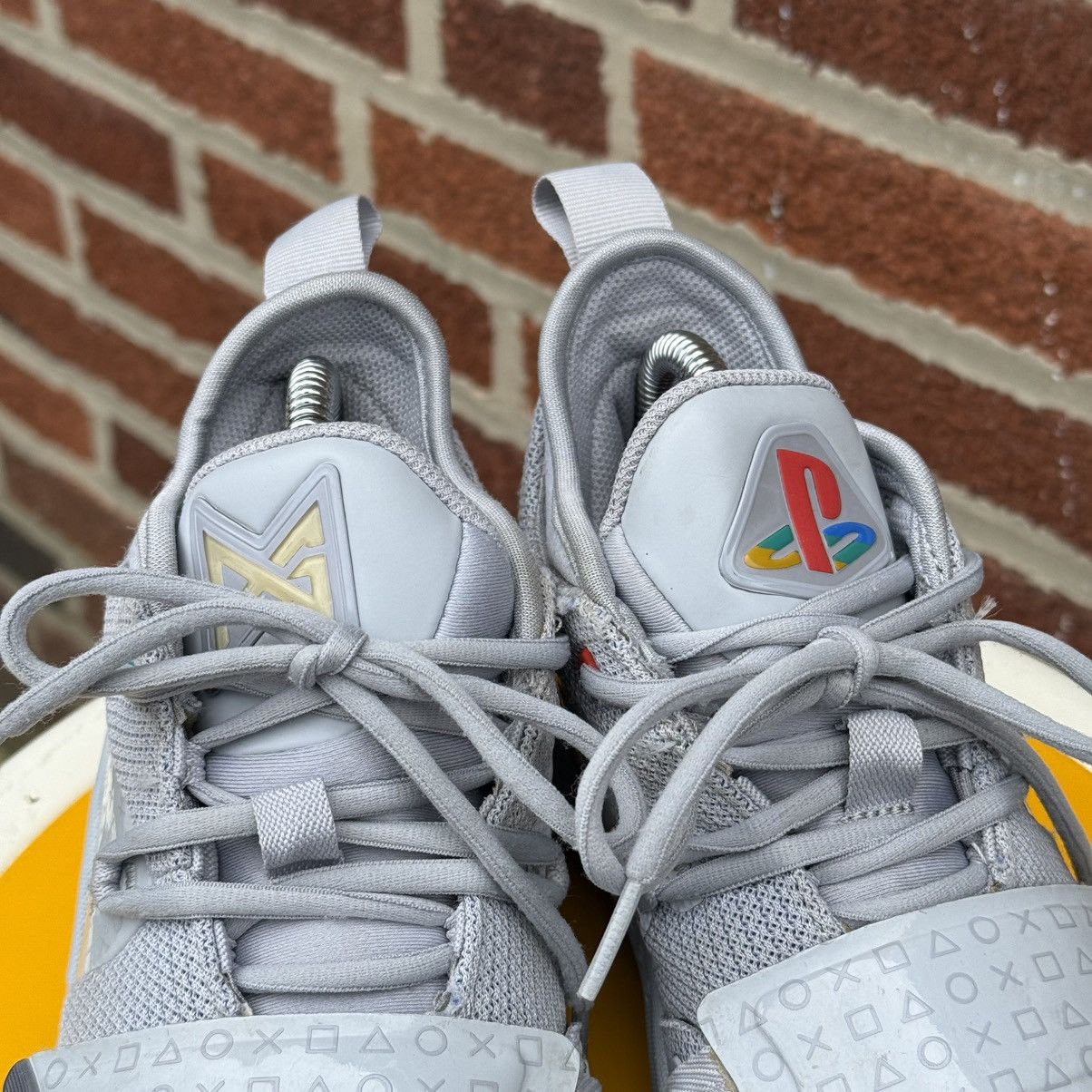 Nike × Playstation × Vintage Nike PG 2.5 x PlayStation Grey Sneakers Size 6Y Size US 6 / EU 39 - 9 Thumbnail