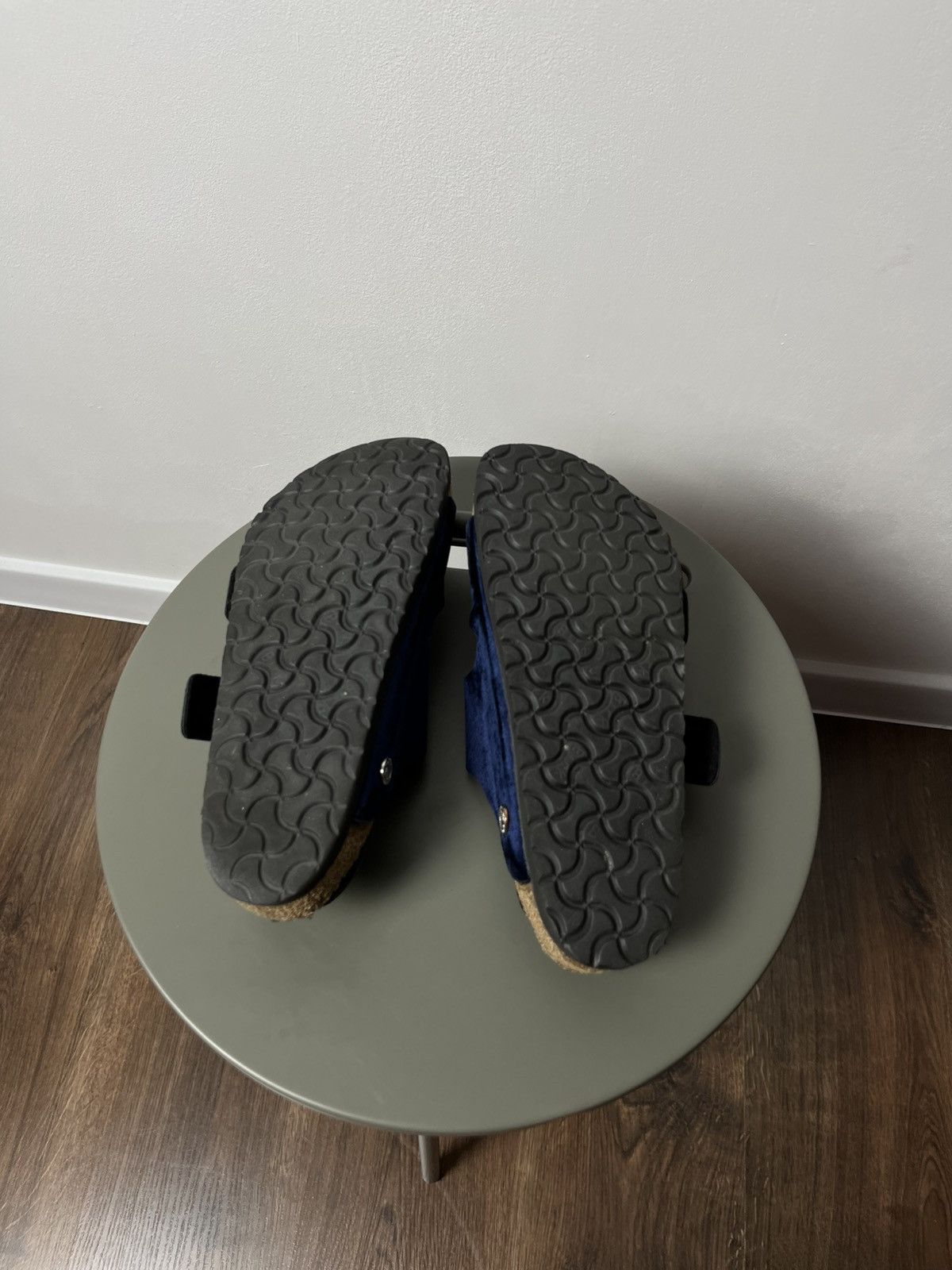 Birkenstock Birkenstock Velvet Big Buckle Sandals Navy Men’s 41 US 8 Size US 8 / EU 41 - 13 Thumbnail