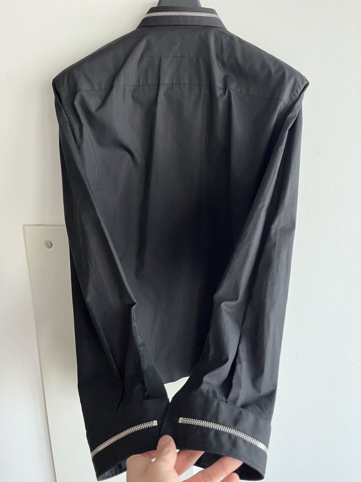 Givenchy $2k Givenchy Super Runway Zipper Shirt Perfect Condition Size US L / EU 52-54 / 3 - 2 Thumbnail