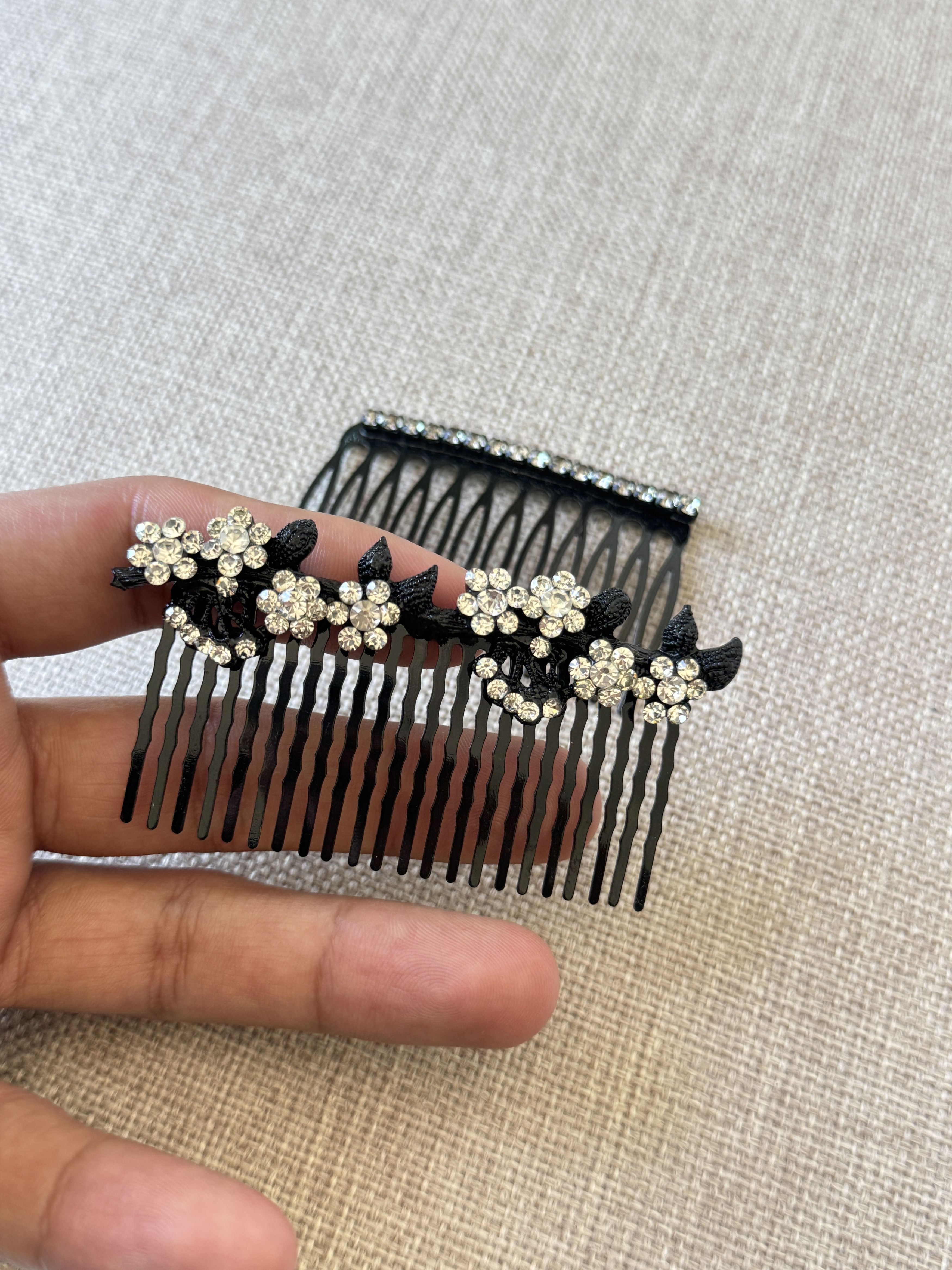Other Black Rhinestone Floral Hair Comb Set Size ONE SIZE - 4 Thumbnail
