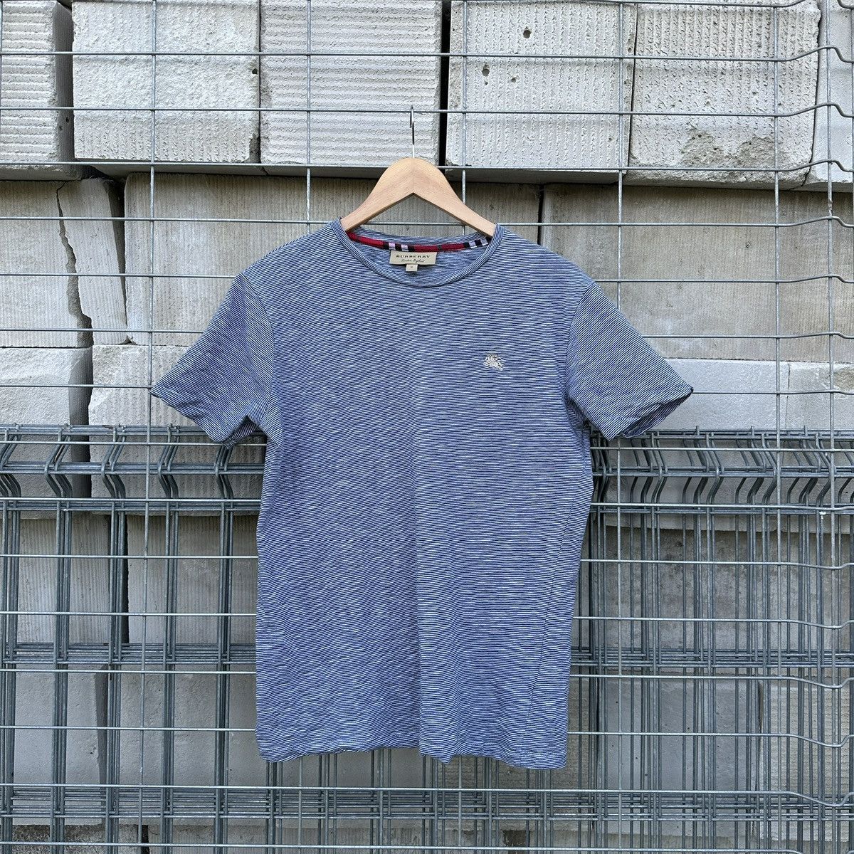 Burberry Burberry T-shirt Men Cotton M Brit Old Money Luxury Designer Size US M / EU 48-50 / 2 - 1 Thumbnail