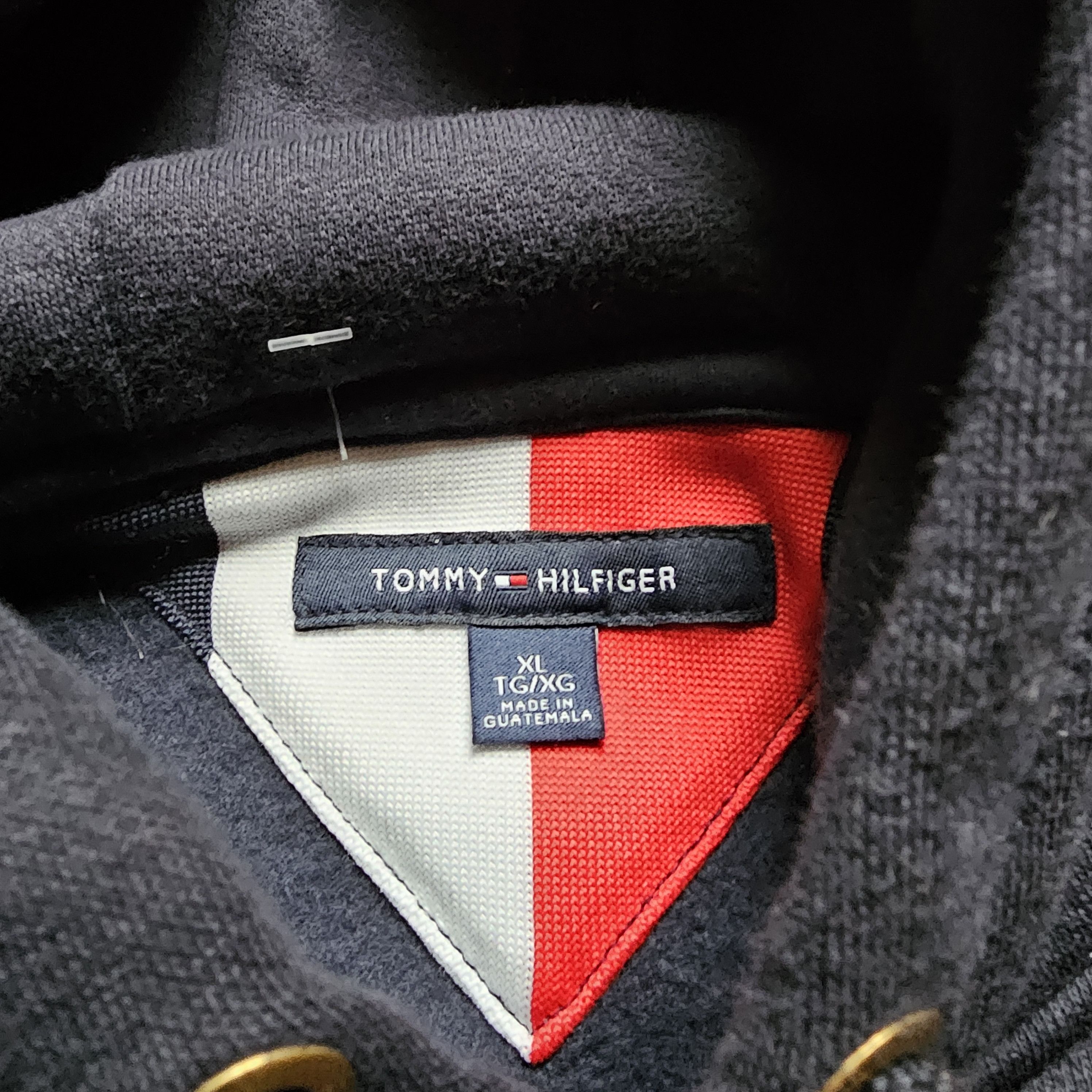 Tommy Hilfiger Tommy Hilfiger Embroidered Pull Over Hoodie Size XL Size US XL / EU 56 / 4 - 3 Thumbnail