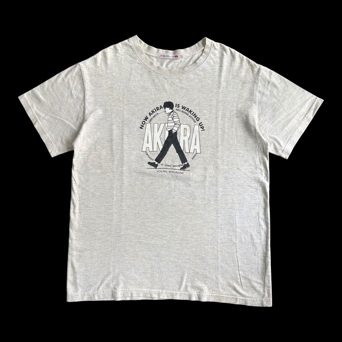 Anime Vintage Uniqlo Anime Tee Akira Young Magazine Size US L / EU 52-54 / 3 - 1 Thumbnail