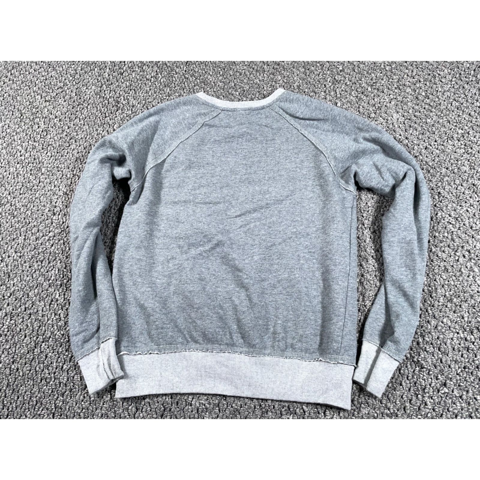 Vintage Harry Potter Sweatshirt Women's Medium Gray Embroidered Gryffindor Crewneck Size M / US 6-8 / IT 42-44 - 2 Thumbnail