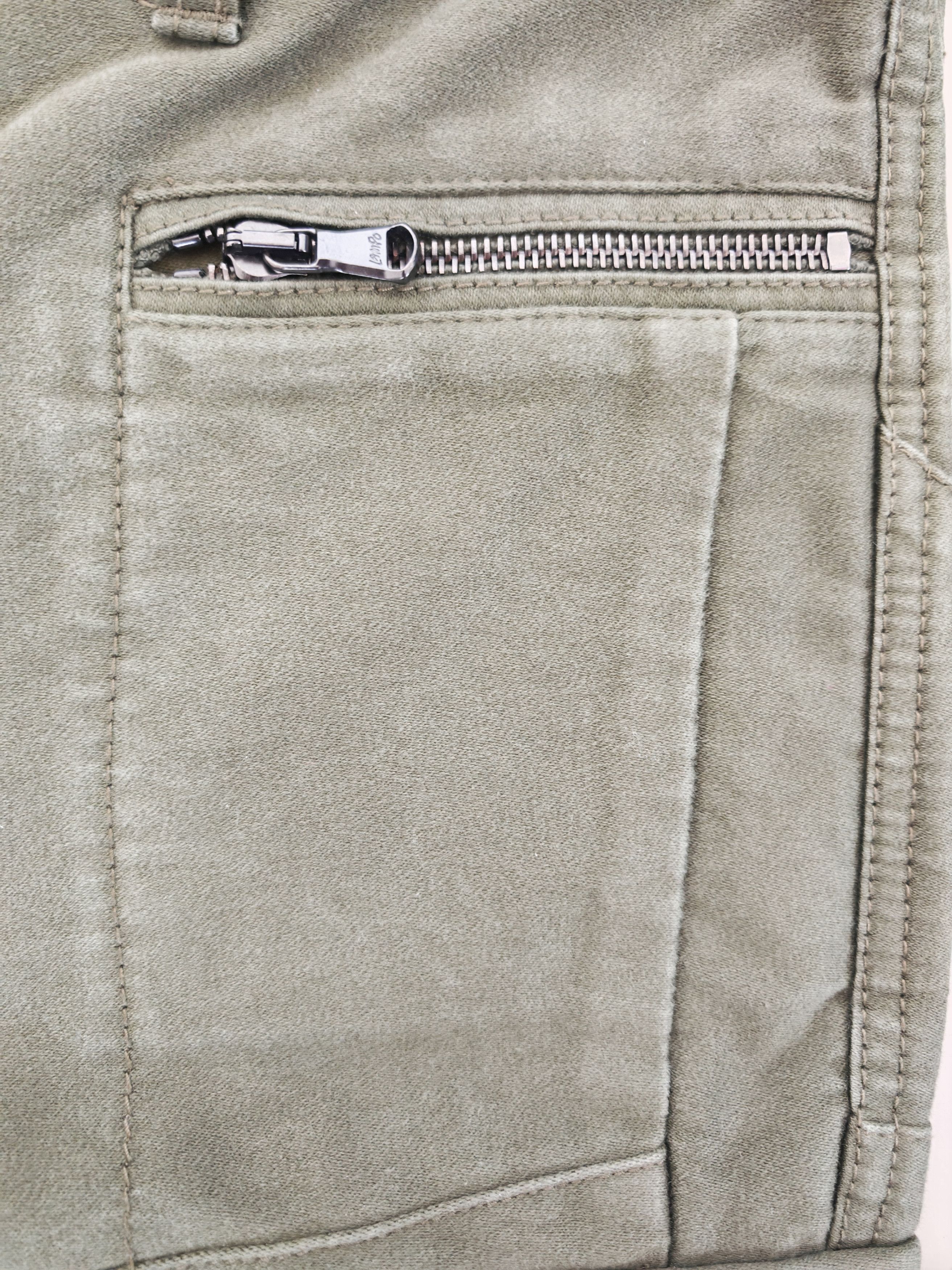 3.1 Phillip Lim 3.1 Phillip Lim Army Green Cargo Pants – Size 0 (US/EU 36) Size 30" / US 8 / IT 44 - 8 Thumbnail