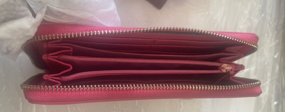 Gucci Aunthentic Gucci Pink Leather Purse With Tassel Tap Size ONE SIZE - 5 Thumbnail