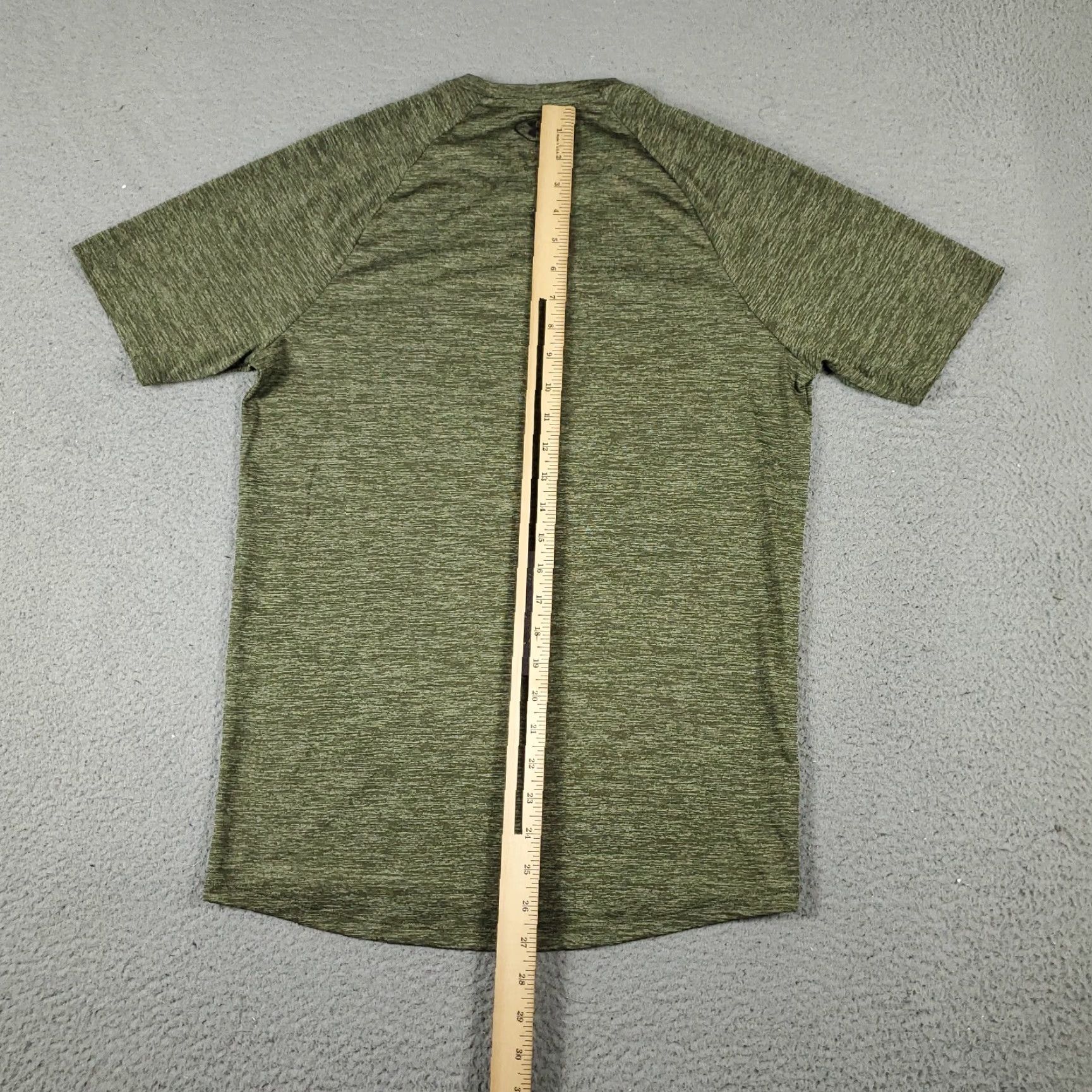Under Armour Under Armour T Shirt Mens Small Taupe Heatgear Active Work Out Gym Short Sleeve Size US S / EU 44-46 / 1 - 4 Thumbnail