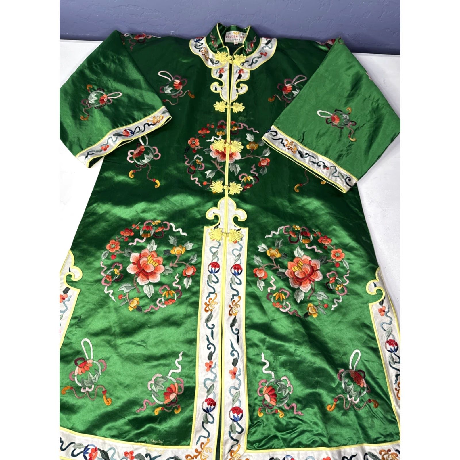 Vintage VINTAGE Golden Bee Chinese Silk Robe Embroidered Sz 10 Green Flowers Size ONE SIZE - 6 Thumbnail