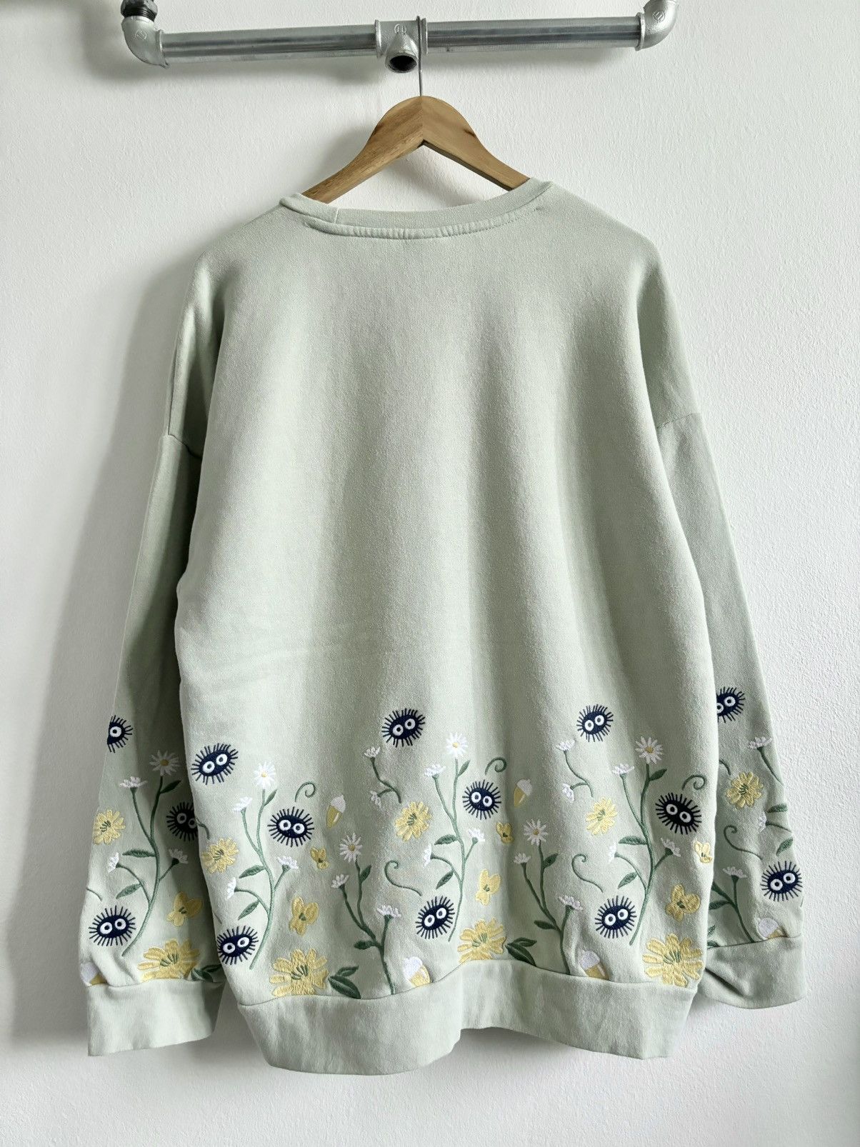 Anime MY NEIGHBOR TOTORO SWEATSHIRT STUDIO GHIBLI ANIME MANGA Size US L / EU 52-54 / 3 - 5 Thumbnail
