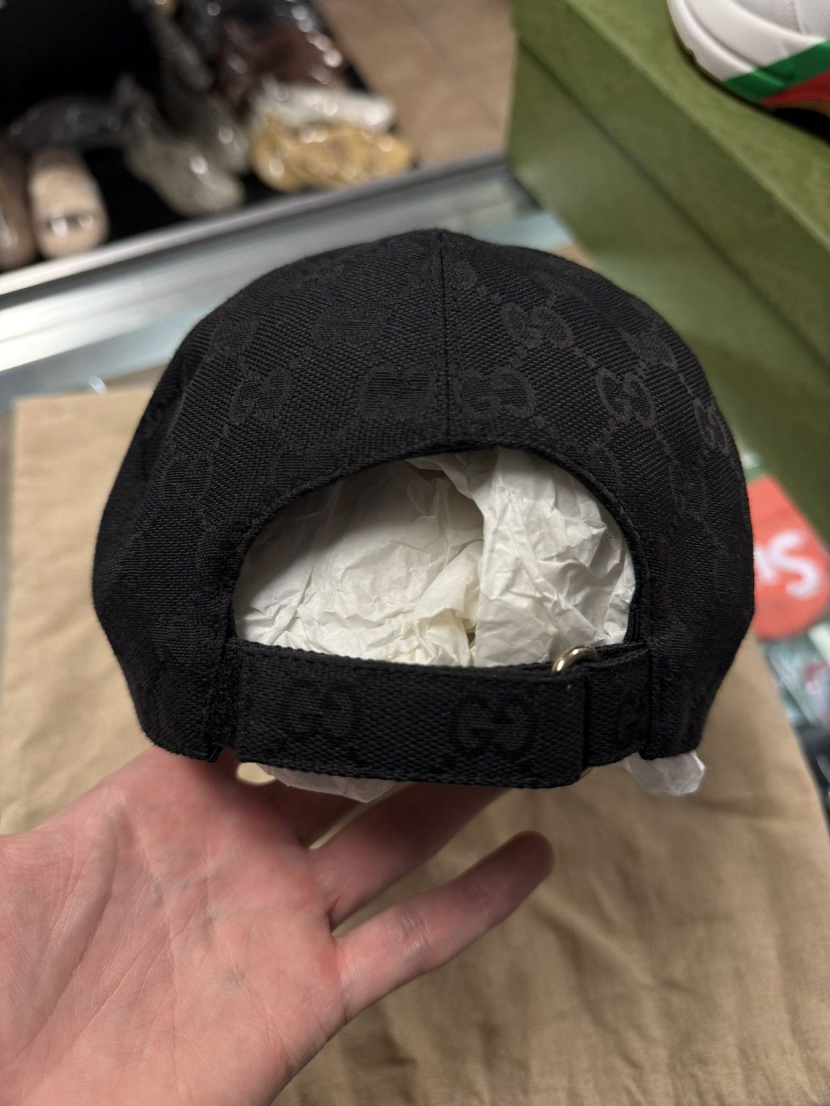 Gucci Gucci Black Logo Hat 100% Authentic Clean 🧼 Size ONE SIZE - 8 Thumbnail