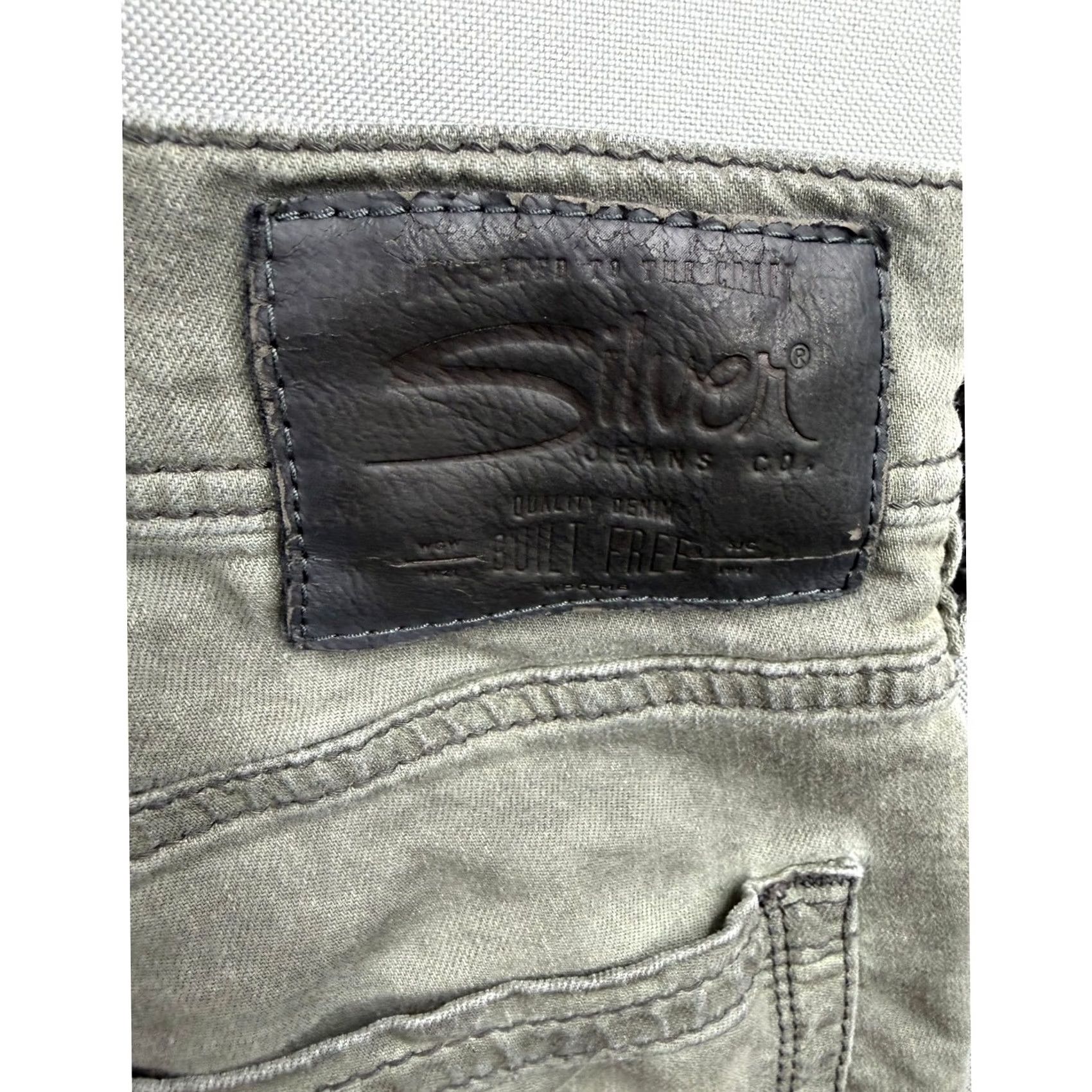 Silver Jeans Co. Silver Jeans Co. Eddie Relaxed Tapered Jeans Mens Olive Green EMC Denim 29x32 Size US 29 - 4 Thumbnail