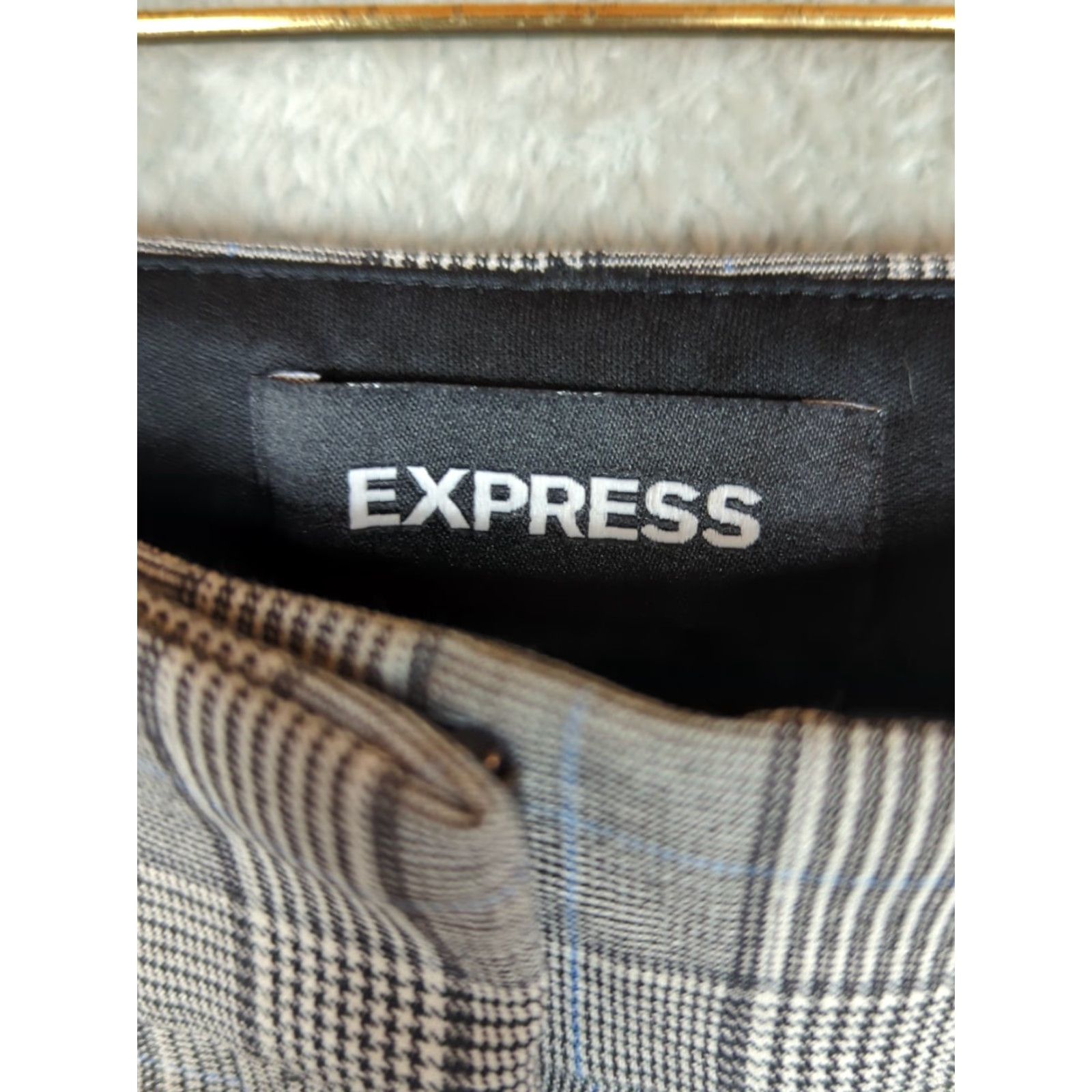 Express Express Columnist Barely Boot Mid Rise Stretch Pants Women 10R Gray Plaid Dress Pants, Bootcut, Regular Fit Size 32" / US 10 / IT 46 - 4 Thumbnail