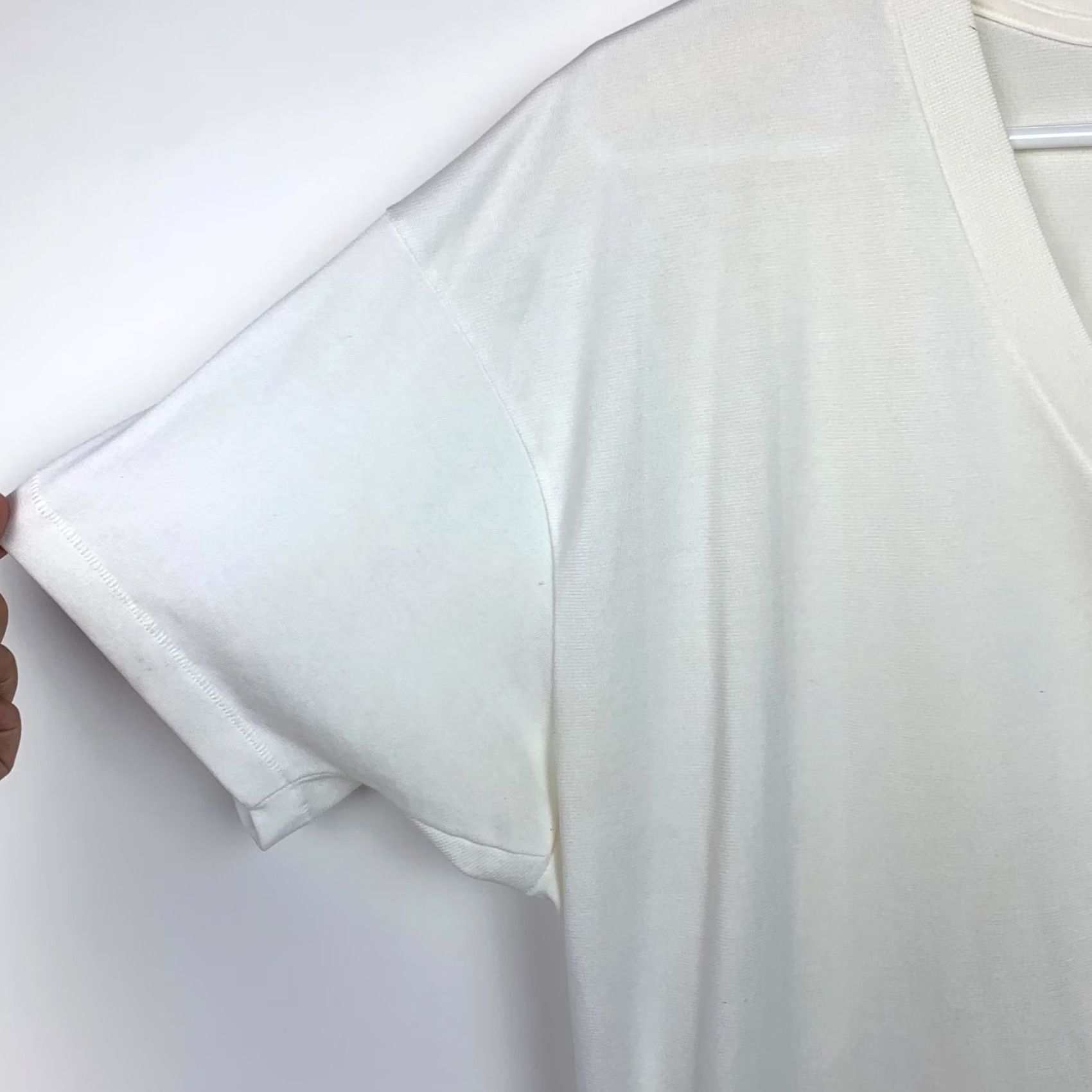 Sears VINTAGE Golden Comfort White T-Shirt 2XLT 70s Sears Polyester Blend Short Sleeve V-Neck Unisex Adults Shirt Mens Womens Size US XXL / EU 58 / 5 - 2 Thumbnail