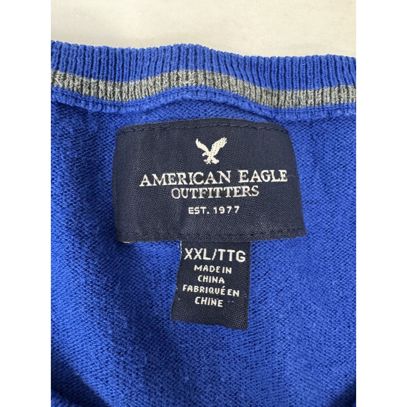 American Eagle Outfitters American Eagle Sweater Mens XXL Royal Blue Logo V-Neck Size US XXL / EU 58 / 5 - 5 Thumbnail