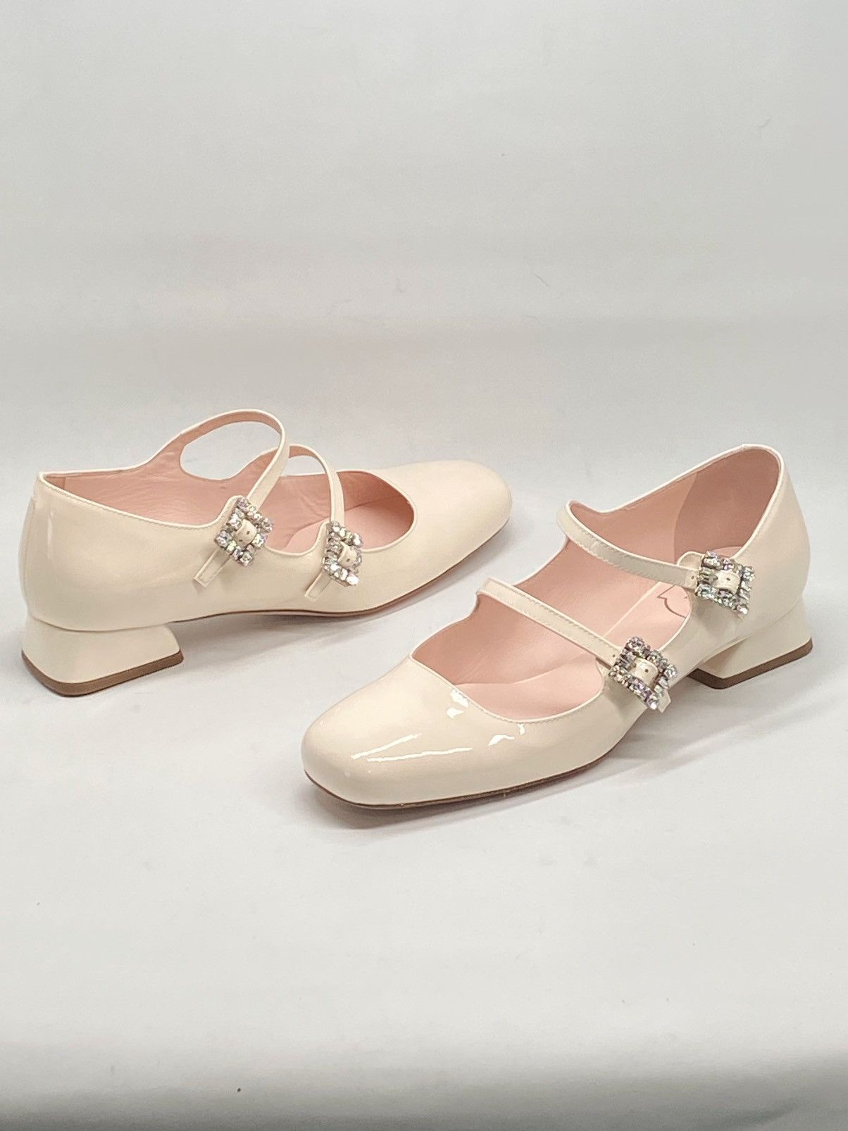 Celine Roger Vivier Très Vivier Babies patent leather flats size 37 Size US 7 / IT 37 - 11 Thumbnail