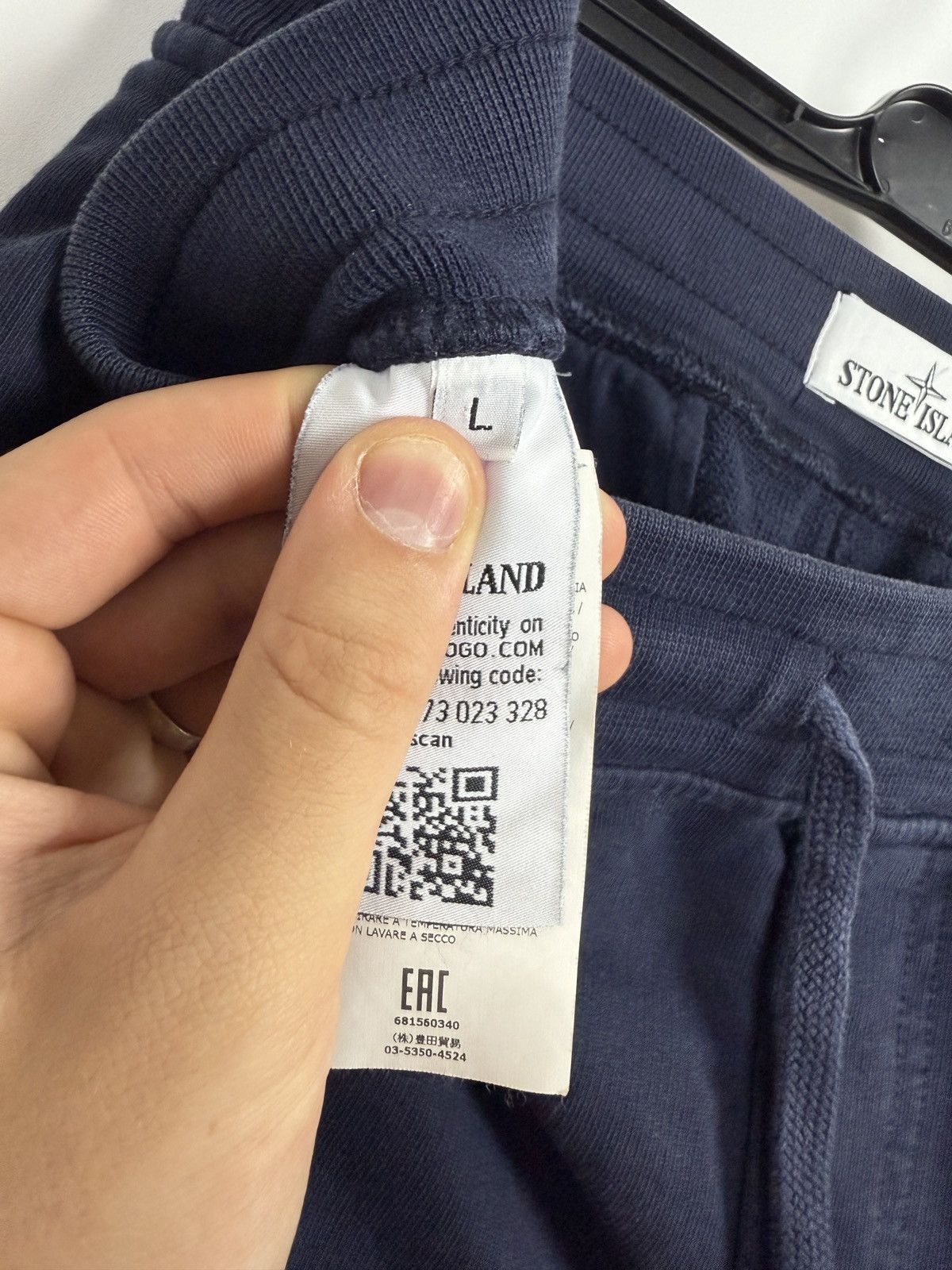 Stone Island Navy blue Stone Island sweatpants Size US 33 - 6 Thumbnail