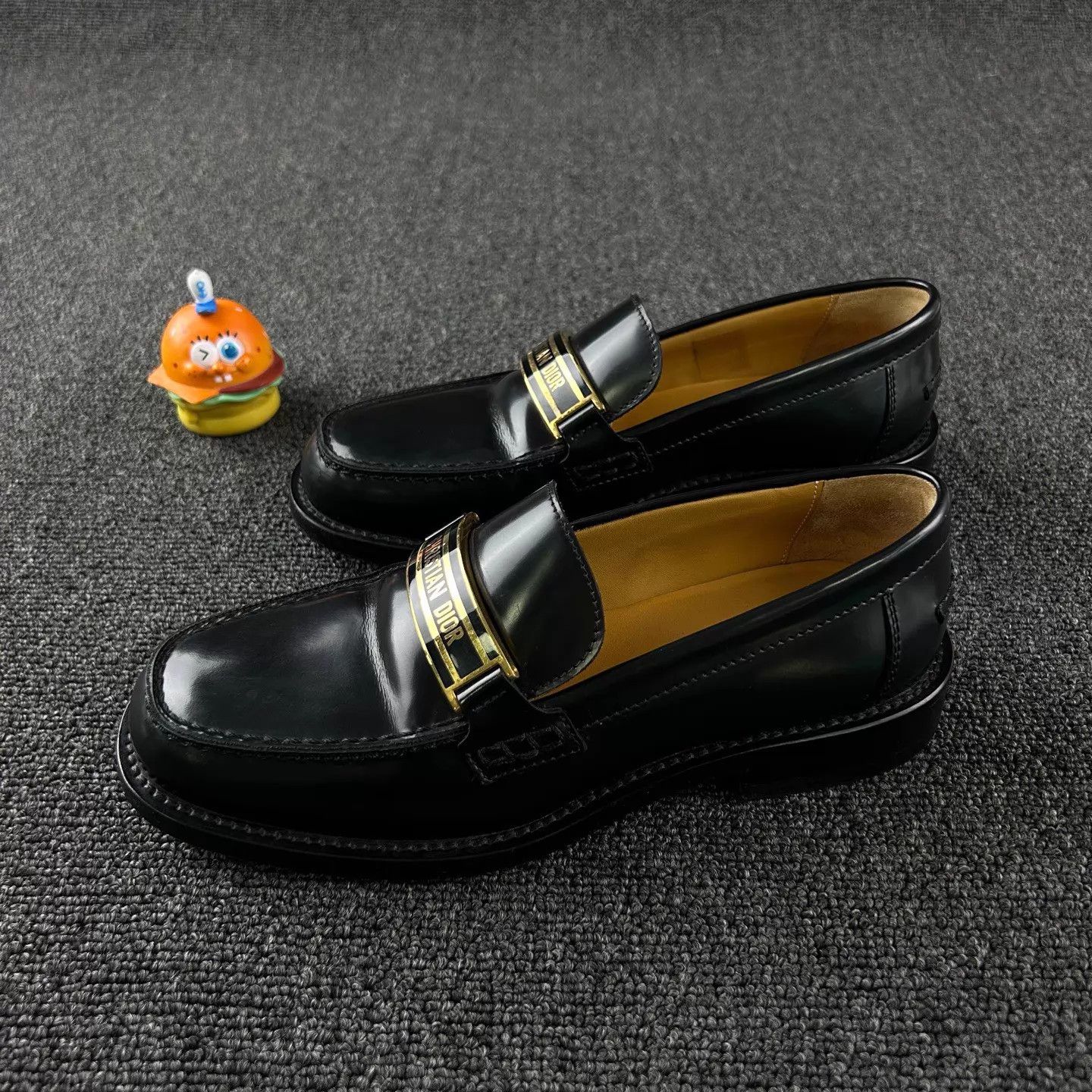 Dior Dior Black Loafers 35.5 Metal Logo Block Heel Size US 5 / IT 35 - 1 Thumbnail