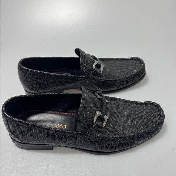 Salvatore Ferragamo Ferragamo Grandioso Gancini Leather Loafers Black Men’s 7 Size US 7 / EU 40 - 6 Thumbnail