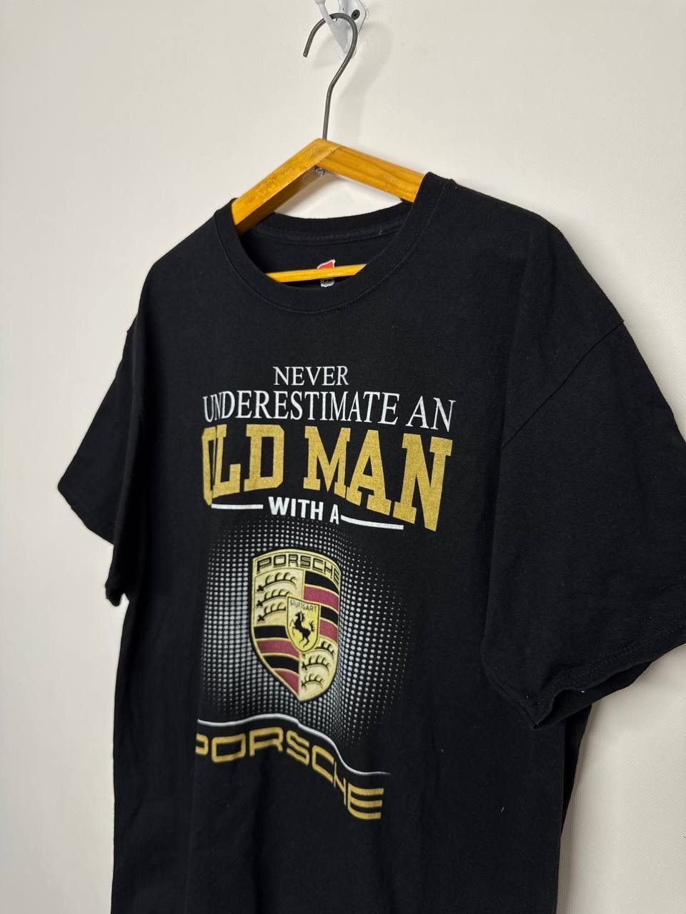 Porsche Design Vintage T-Shirt NEVER UNDERESTIMATE AN OLD MAN WITH PORSCHE Size US L / EU 52-54 / 3 - 3 Thumbnail