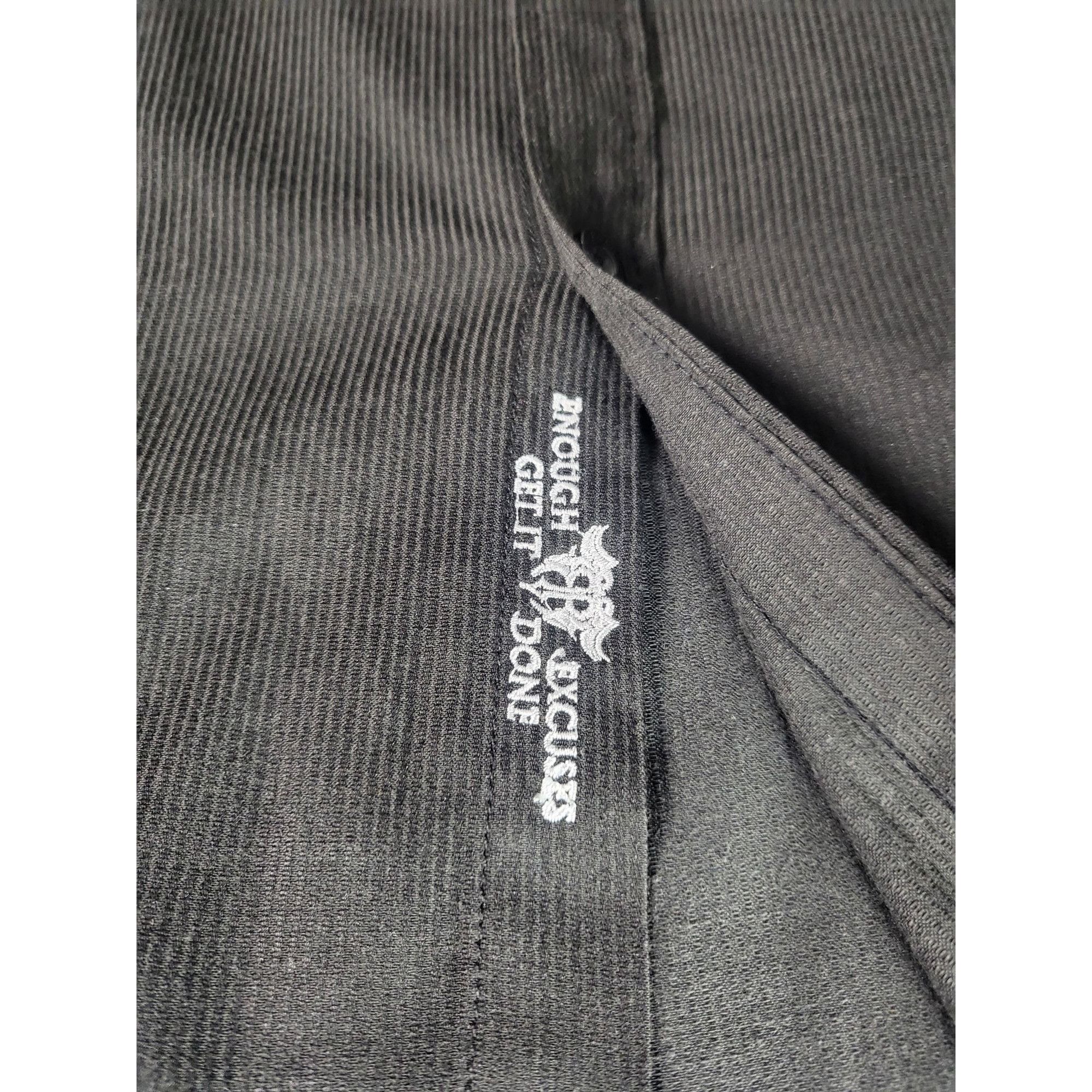 Roar Roar Signature Foundation Button Up Shirt Men Sz M Black Emb Size US M / EU 48-50 / 2 - 9 Thumbnail