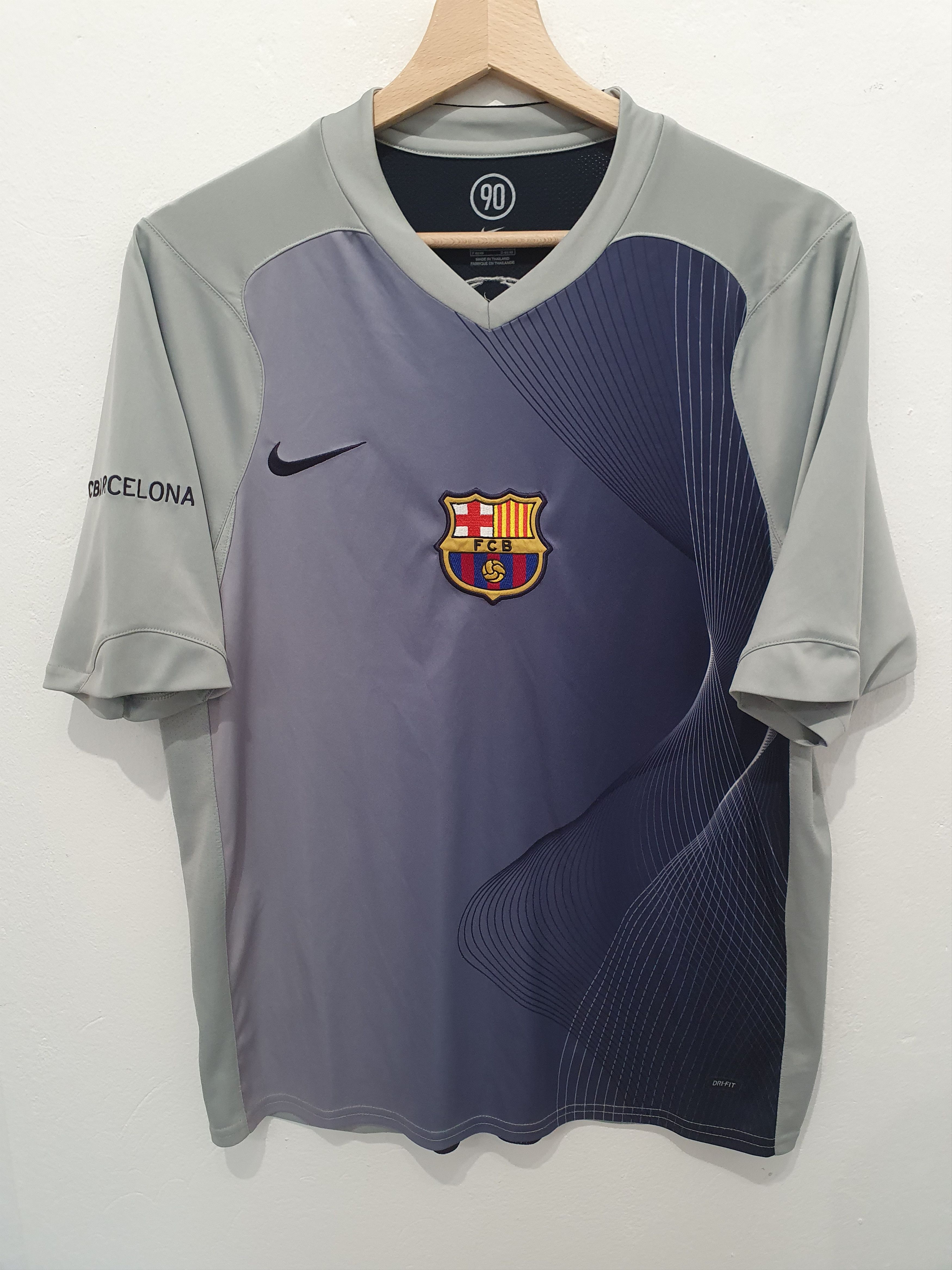 image of F C Barcelona x Jersey Nike Fc Barcelona 2004 Size S Football Shirt Jersey Soccer, Men's